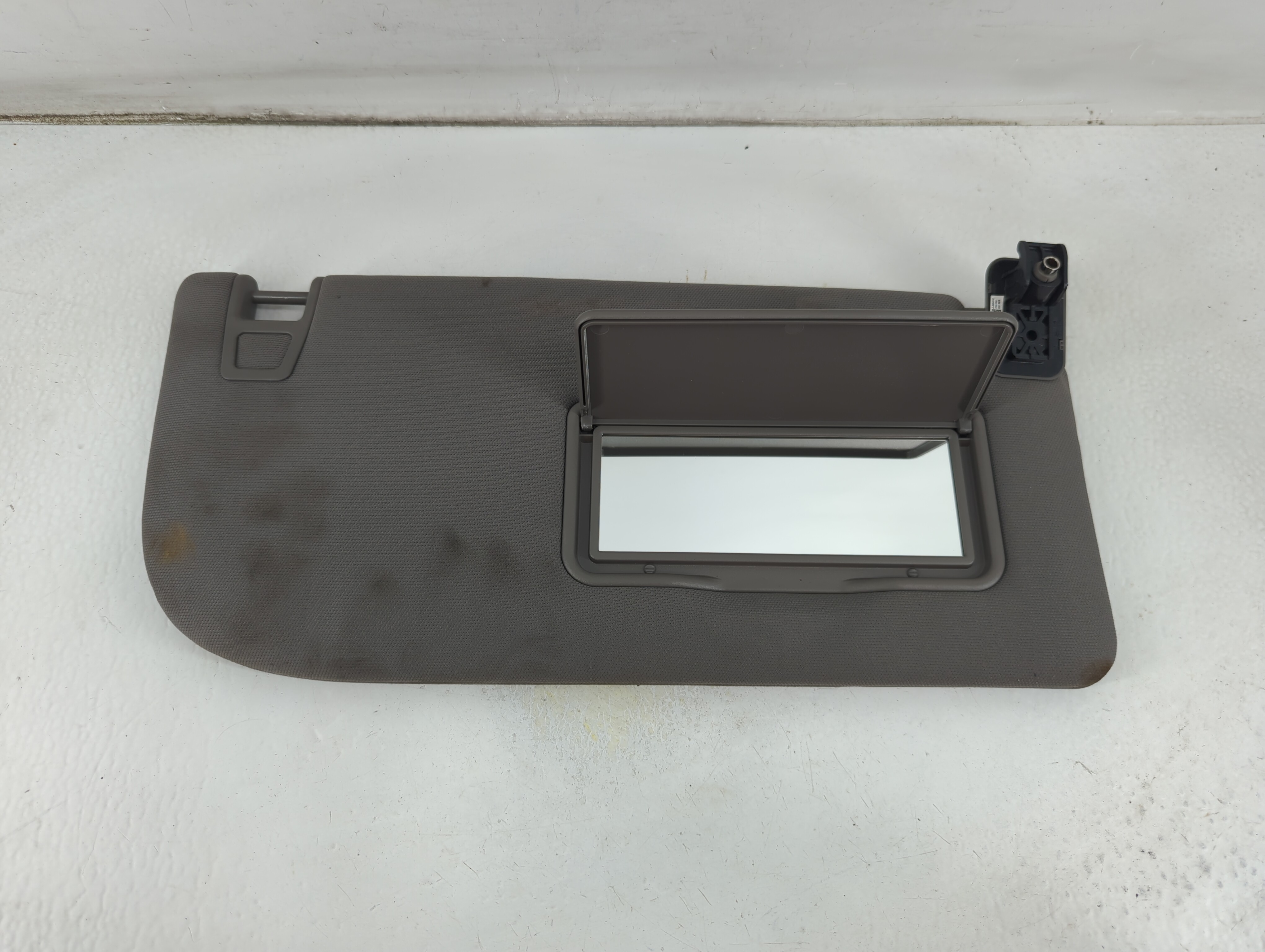 2015-2017 Ford F-150 Passenger Sun Visor Mirror Right Sunvisor Dark Gray 1057132 - Oemusedautoparts1.com