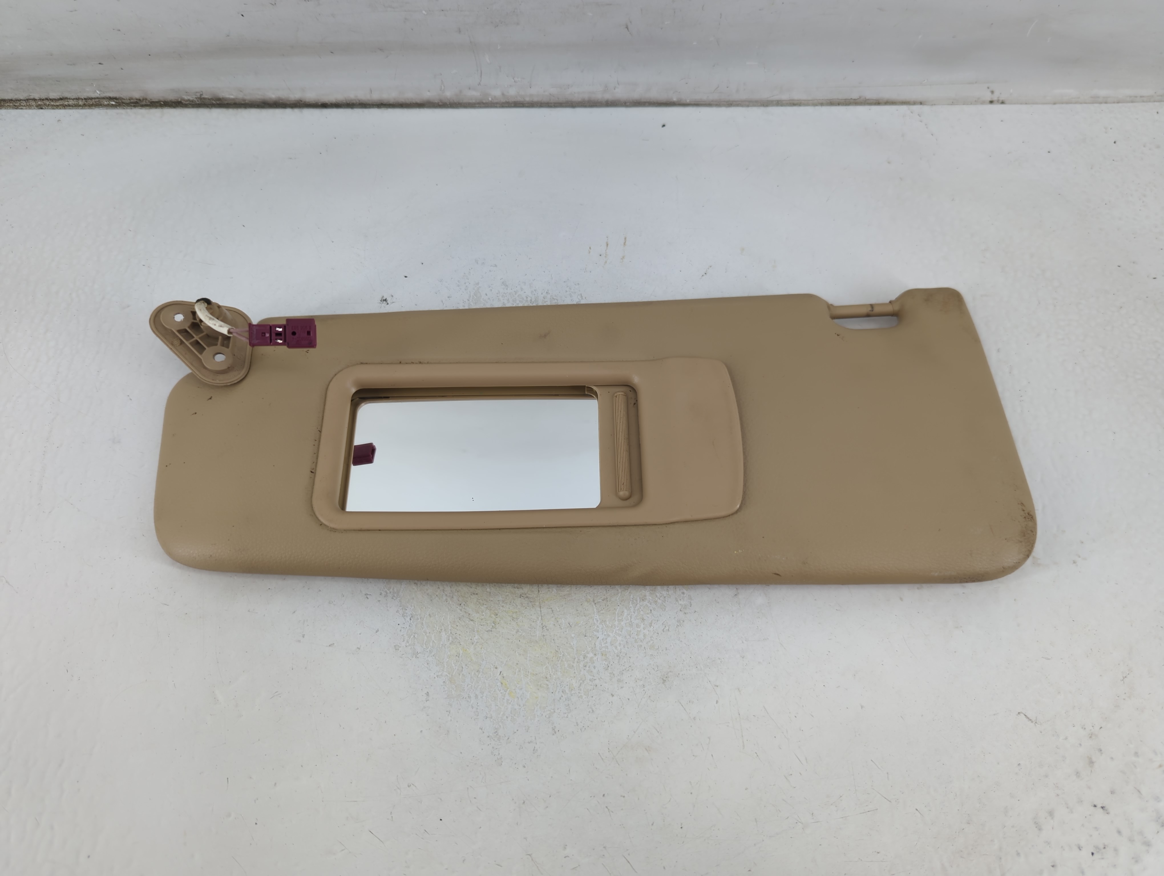 2012-2015 Bmw X1 Driver Sun Visor Mirror Left Sunvisor Beige 1057138 - Oemusedautoparts1.com