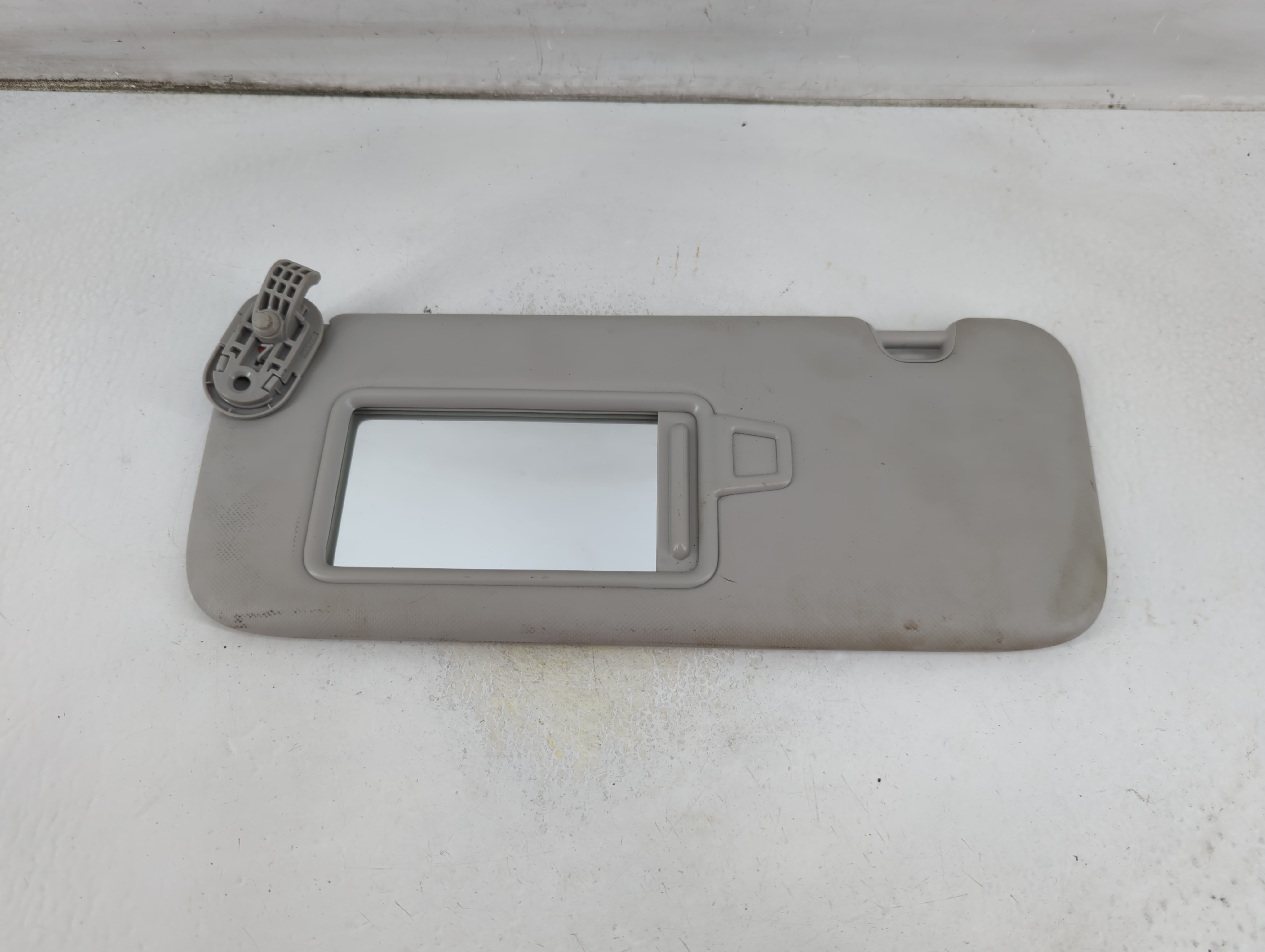 2019-2021 Kia Forte Passenger Sun Visor Mirror Right Sunvisor Grey 1057149 - Oemusedautoparts1.com