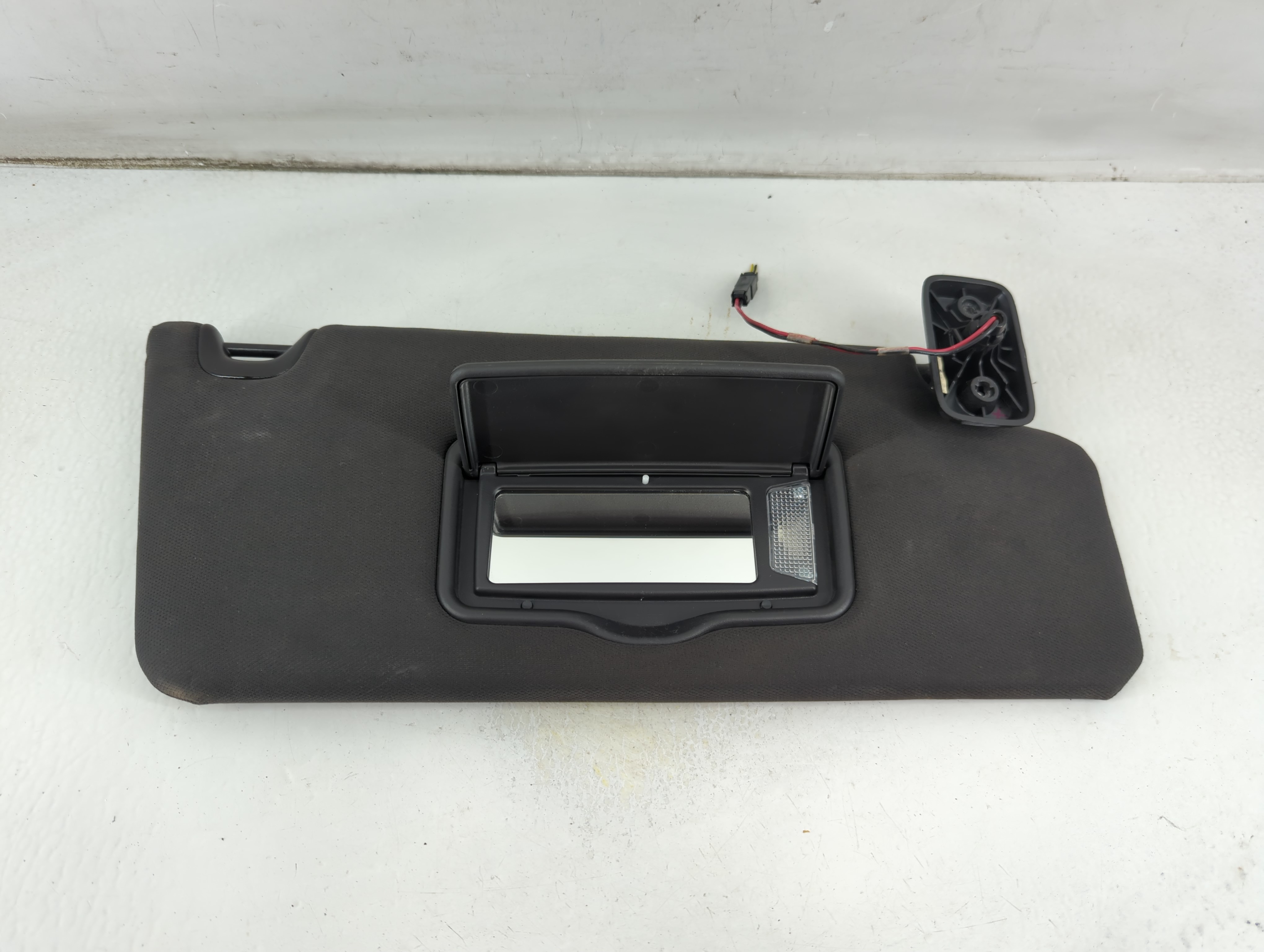 Picture of 2010-2014 Ford F-150 Passenger Sun Visor Mirror Right Sunvisor Black 1057156