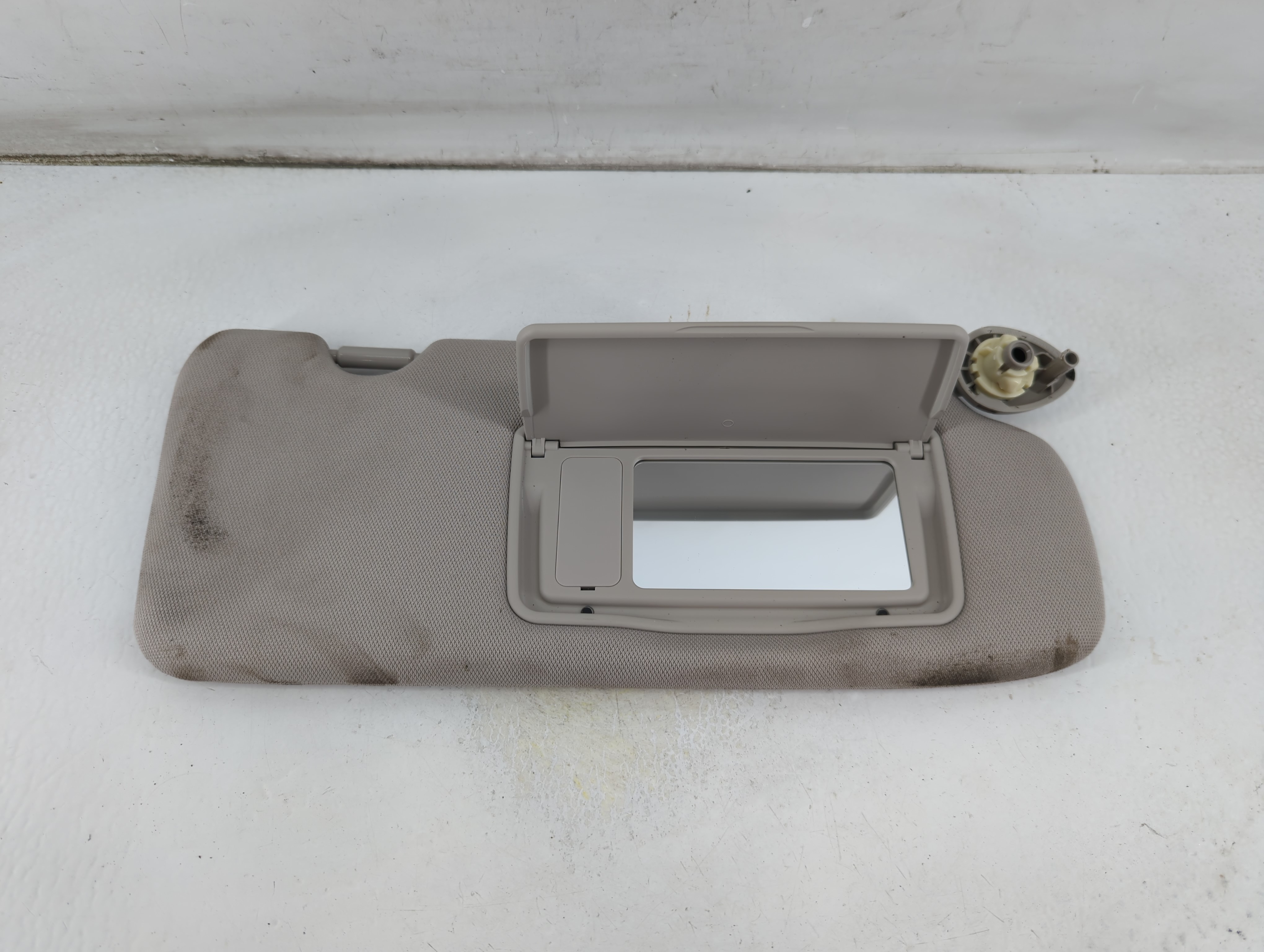 2024 Honda Cr-v Passenger Sun Visor Mirror Right Sunvisor Beige 1057159 - Oemusedautoparts1.com