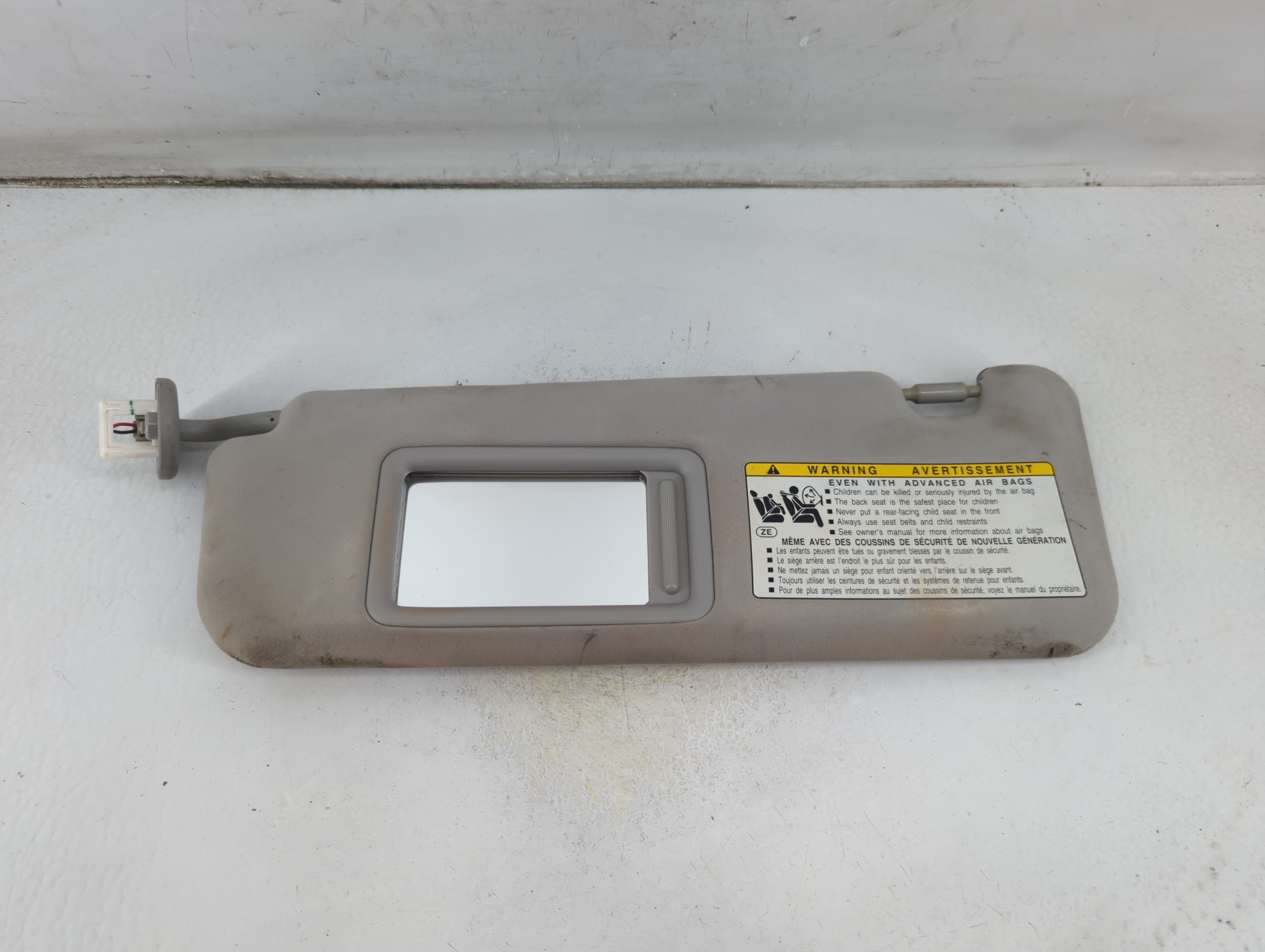 2013-2015 Lexus Es350 Driver Sun Visor Mirror Left Sunvisor Grey 1057165 - Oemusedautoparts1.com