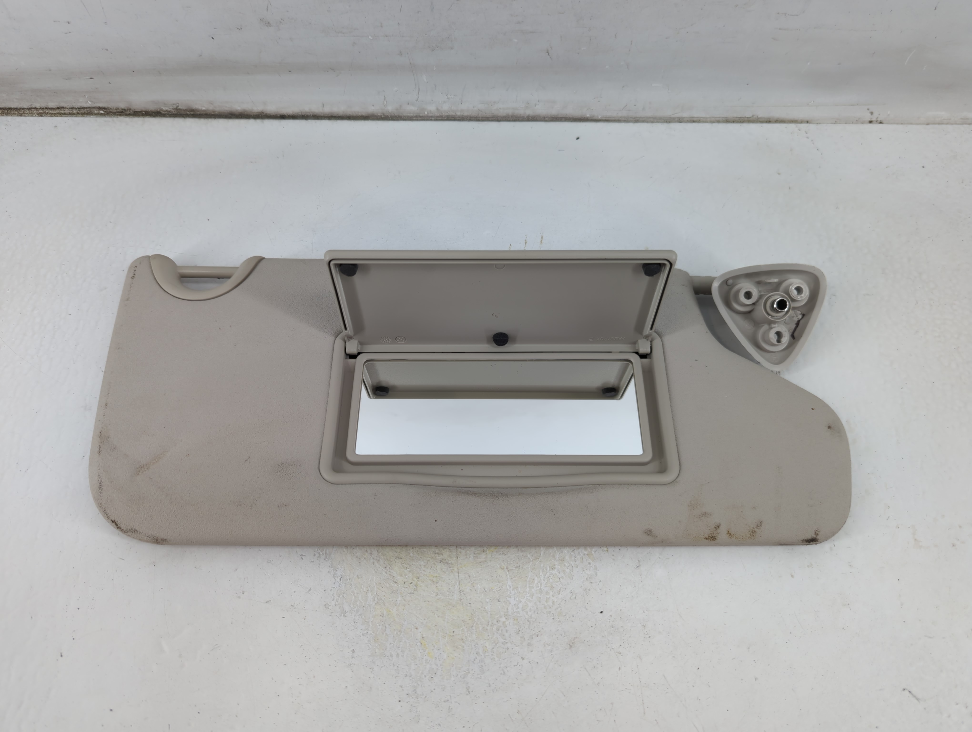 2018 Dodge Journey Passenger Sun Visor Mirror Right Sunvisor Grey 1057174 - Oemusedautoparts1.com