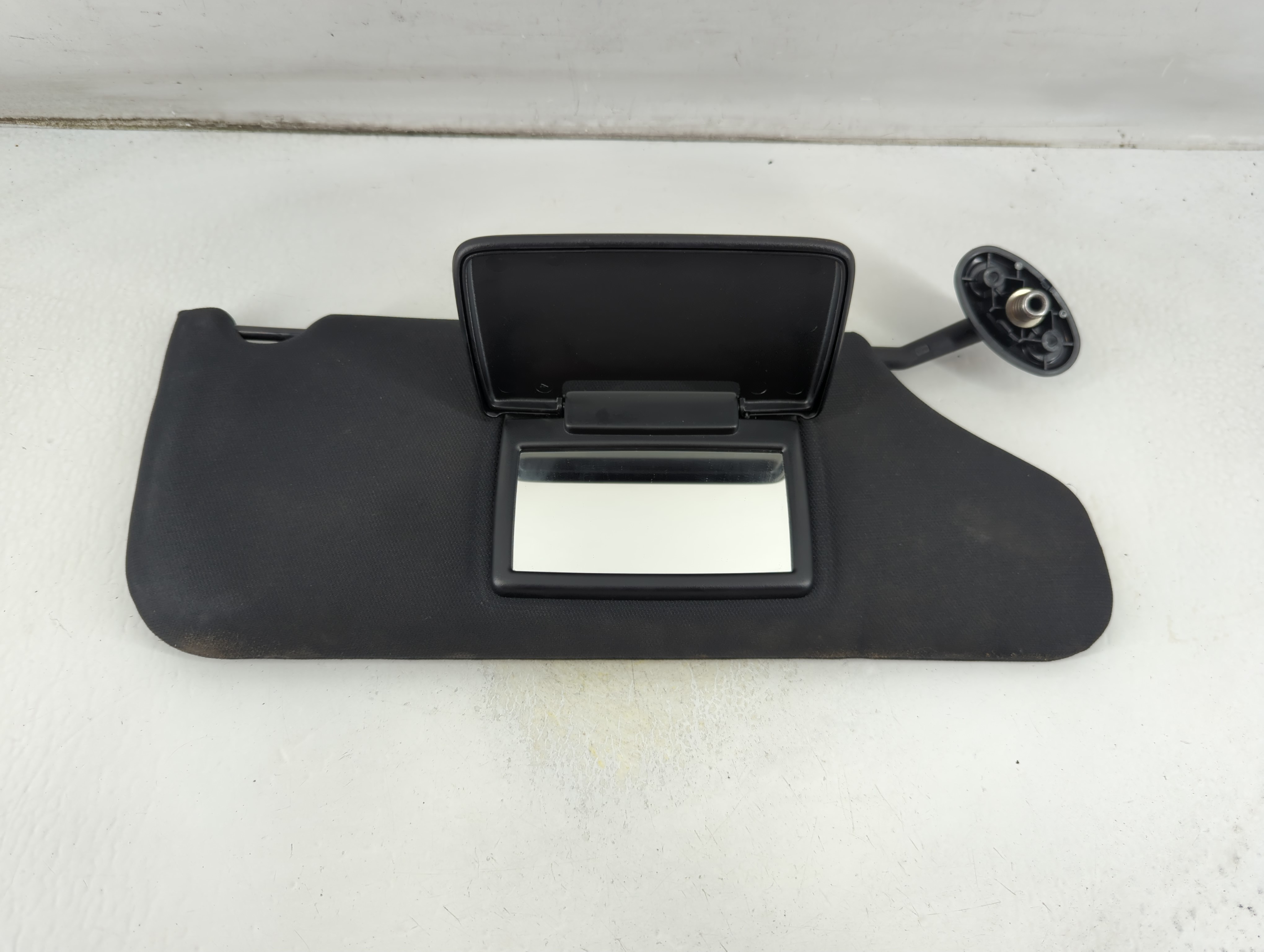 Picture of 2011-2014 Chrysler 200 Passenger Sun Visor Mirror Right Sunvisor Black 1057204