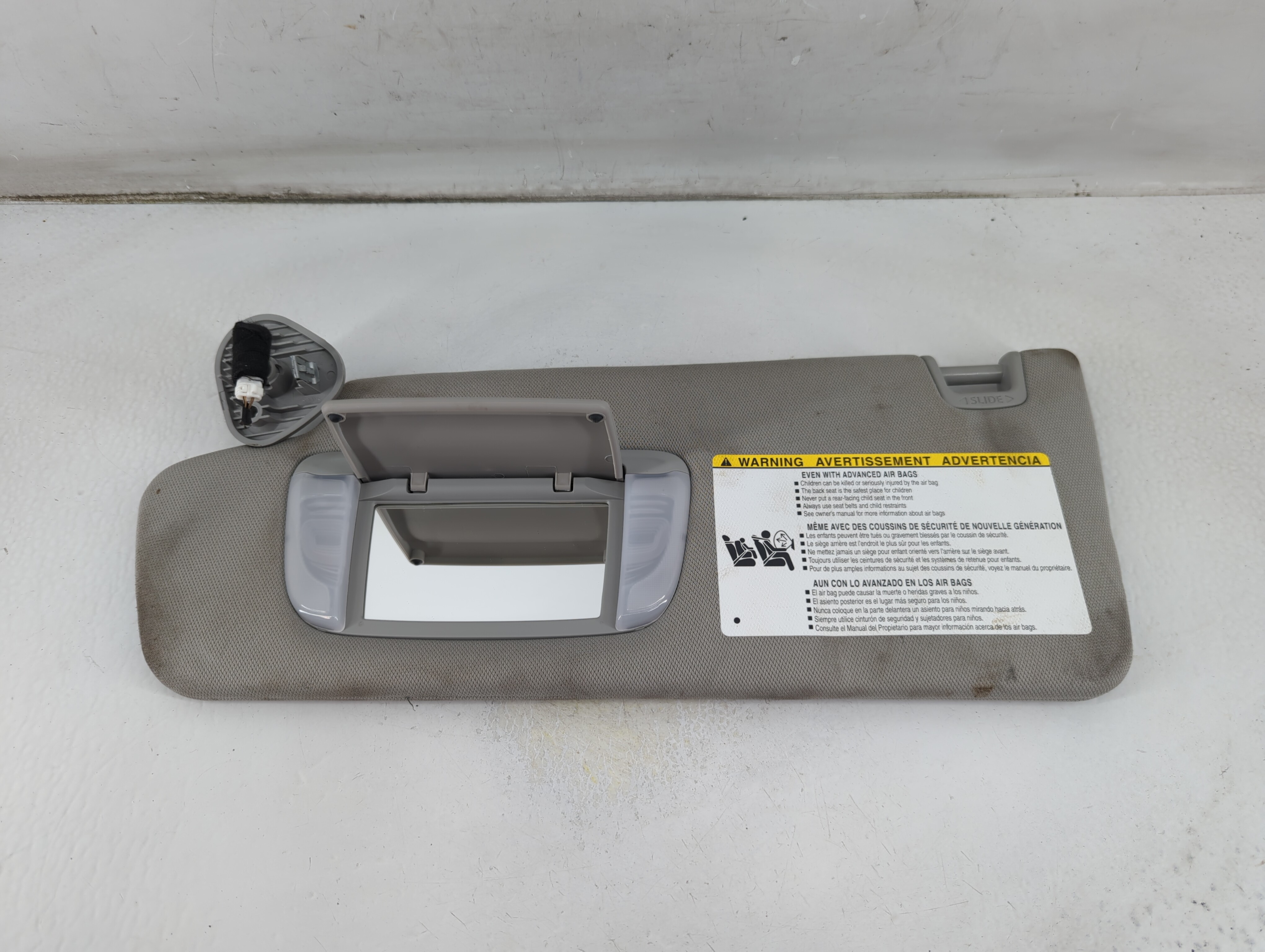 2014-2021 Toyota Tundra Driver Sun Visor Mirror Left Sunvisor Grey 1057210 - Oemusedautoparts1.com