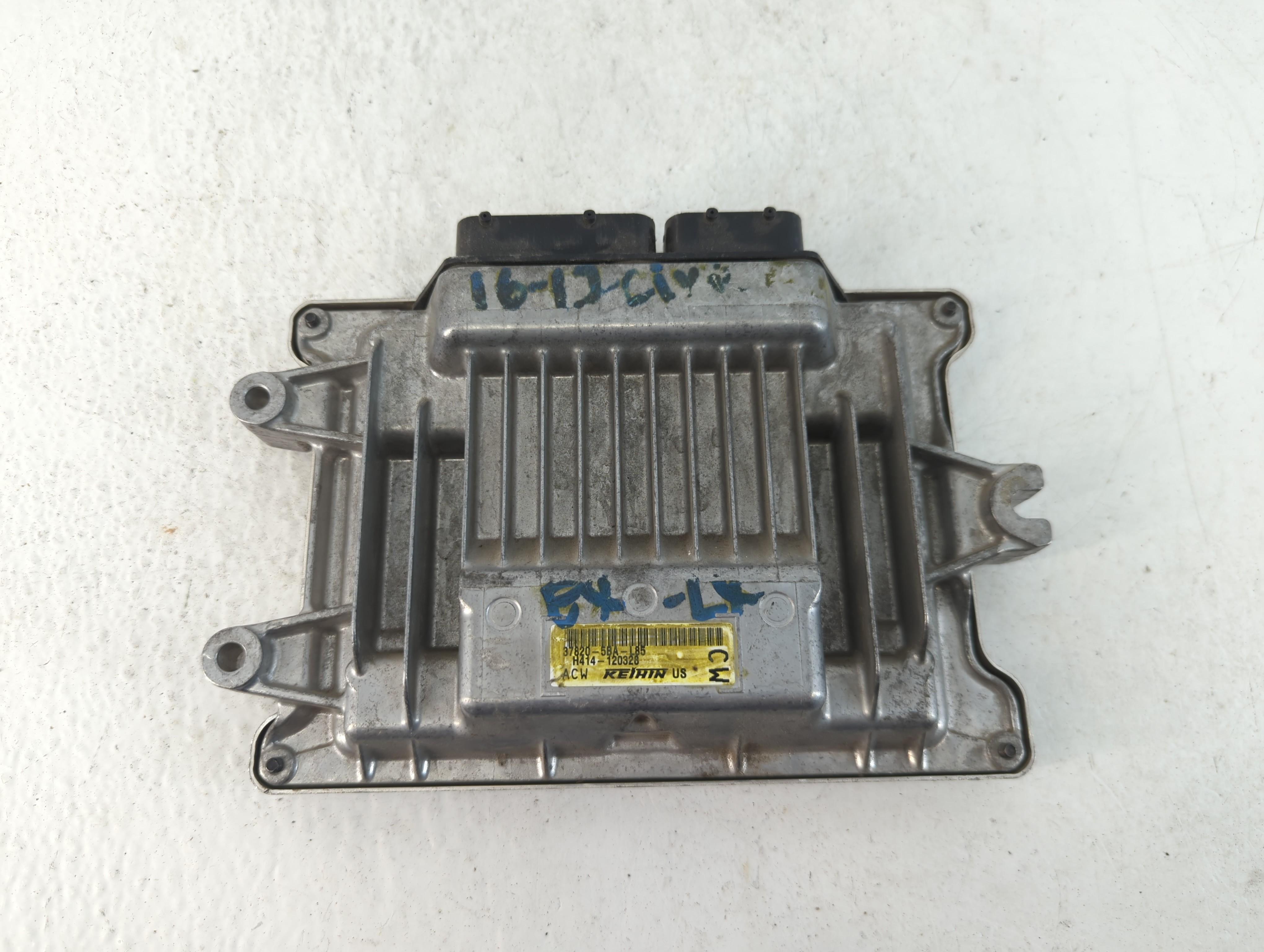 Picture of 2016-2017 Honda Civic Engine Control Computer Ecu Pcm Ecm Pcu Oem 1057279