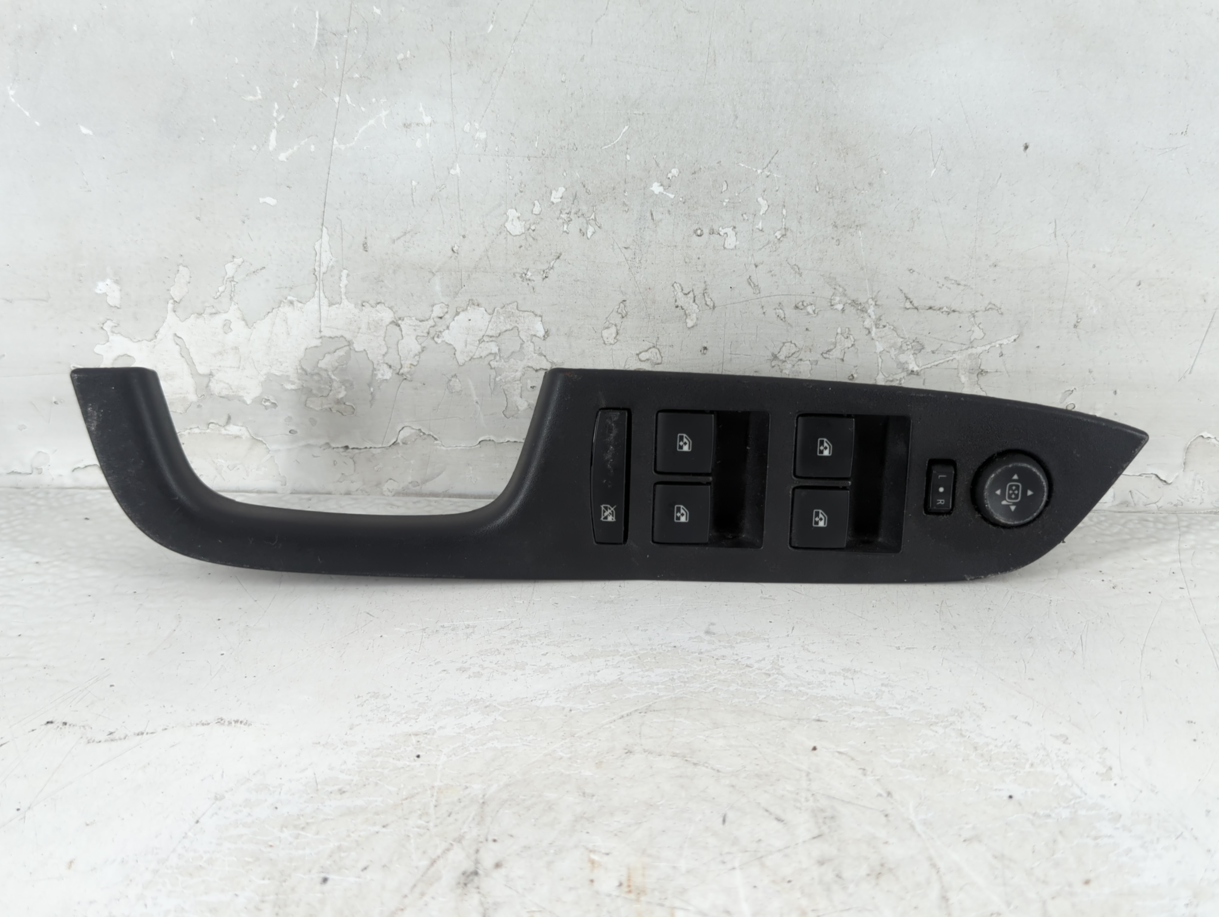 2010-2017 Chevrolet Equinox Driver Left Door Master Power Window Switch 1057517 - Oemusedautoparts1.com