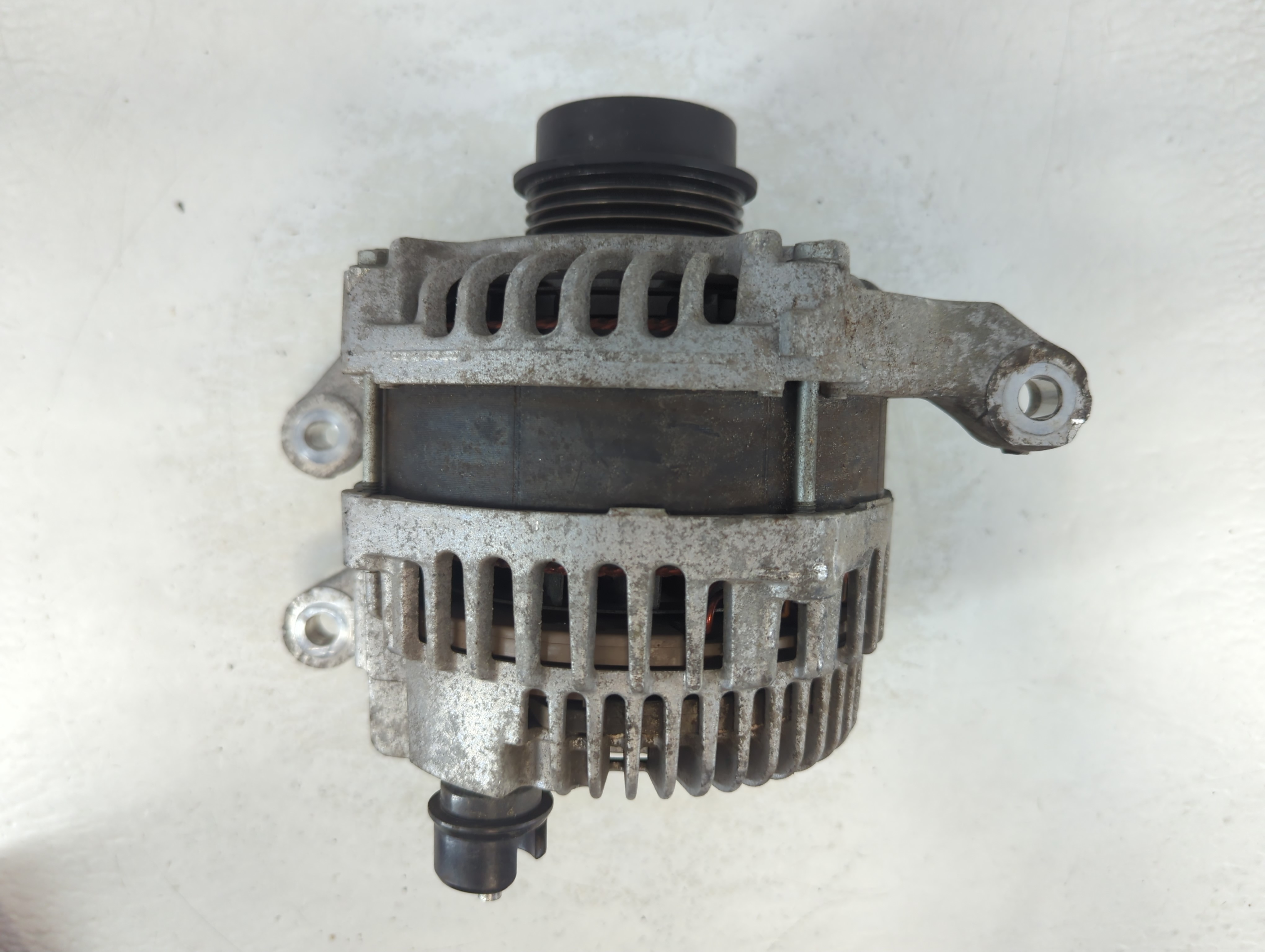 2013-2019 Ford Escape Alternator Generator Charging Assembly Engine Oem 1057588 - Oemusedautoparts1.com