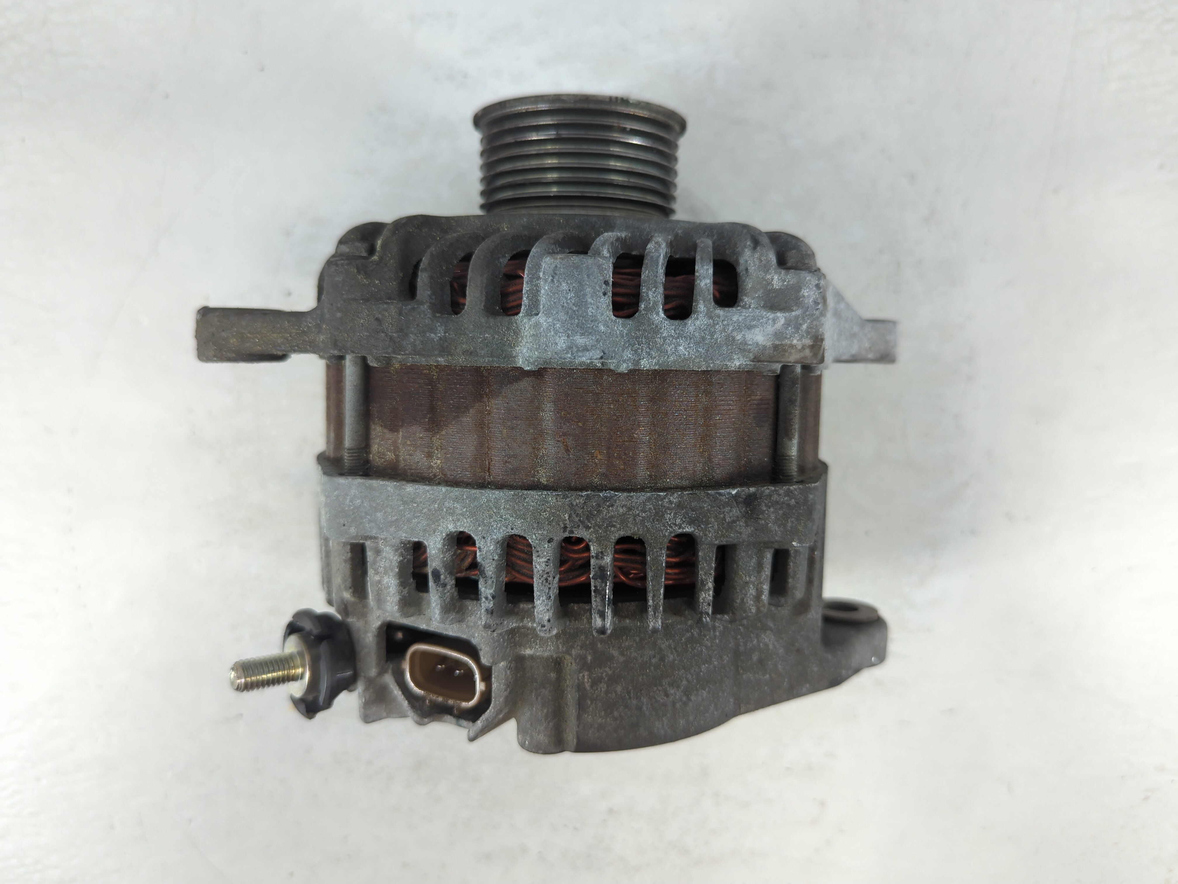 Picture of 2015 Nissan Murano Alternator Generator Charging Assembly Engine Oem 1057591