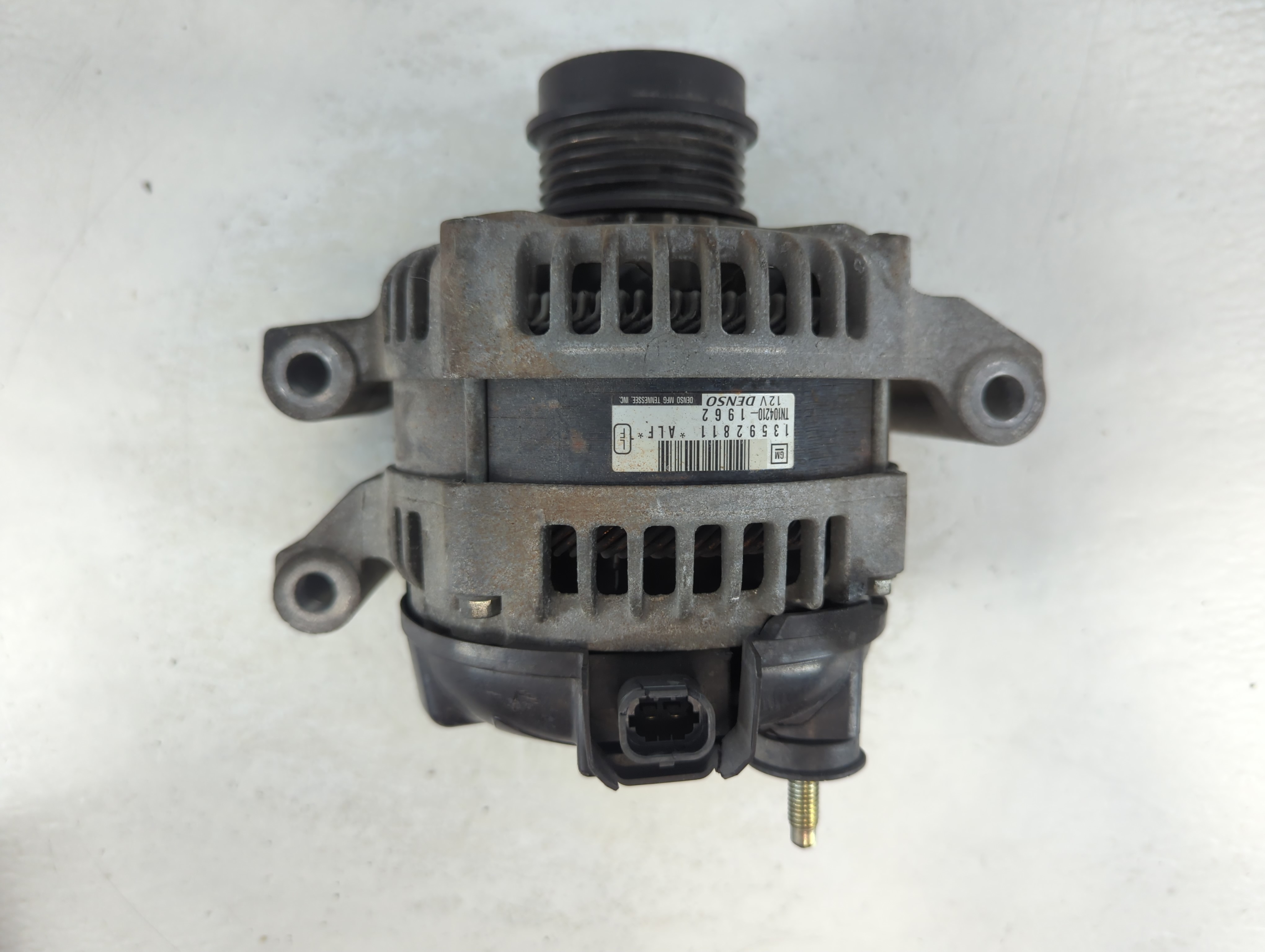 2014 Chevrolet Impala Alternator Generator Charging Assembly Engine Oem 1057594 - Oemusedautoparts1.com