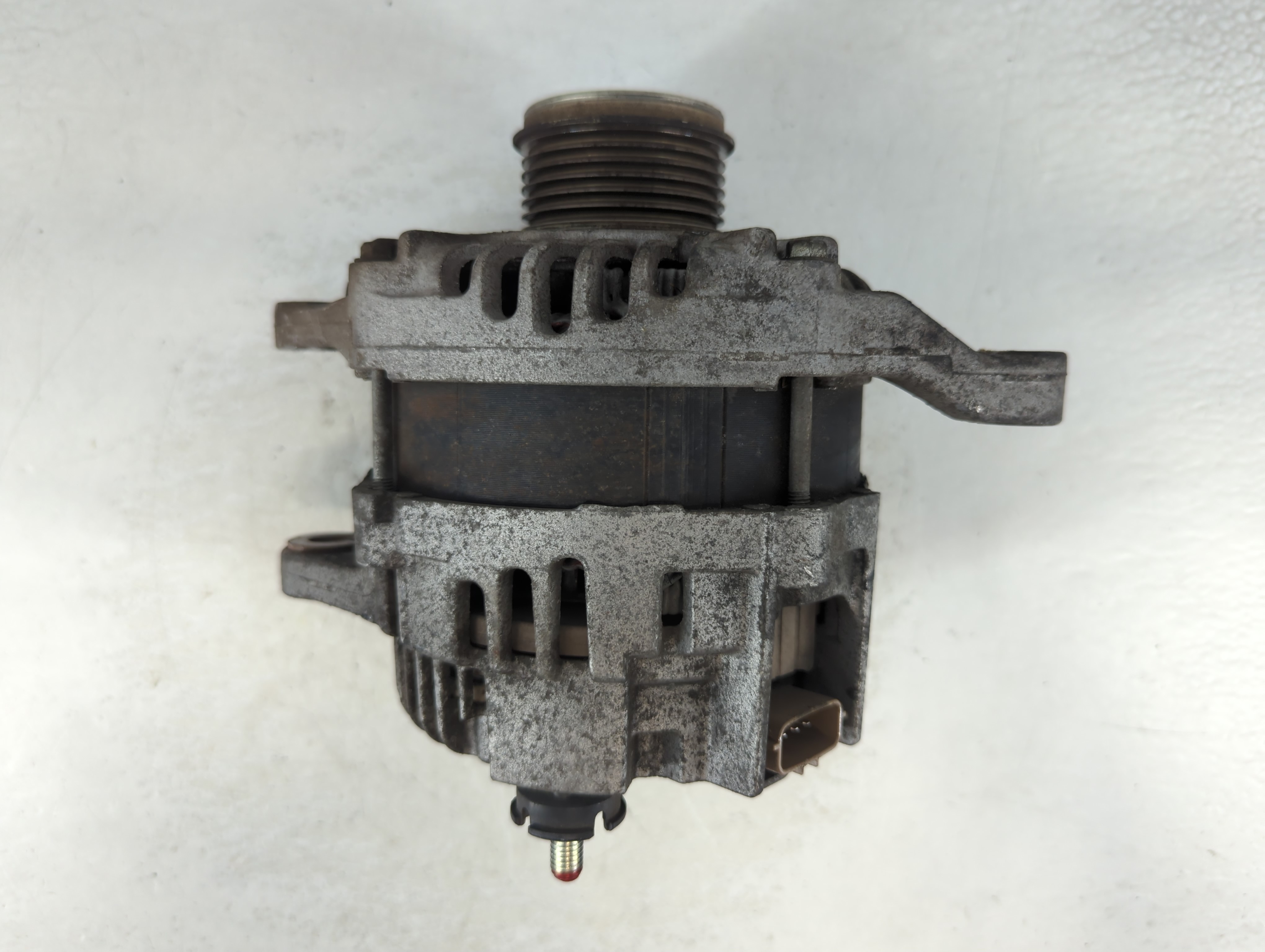 2011 Mitsubishi Outlander Alternator Generator Charging Assembly Engine Oem 1057626 - Oemusedautoparts1.com
