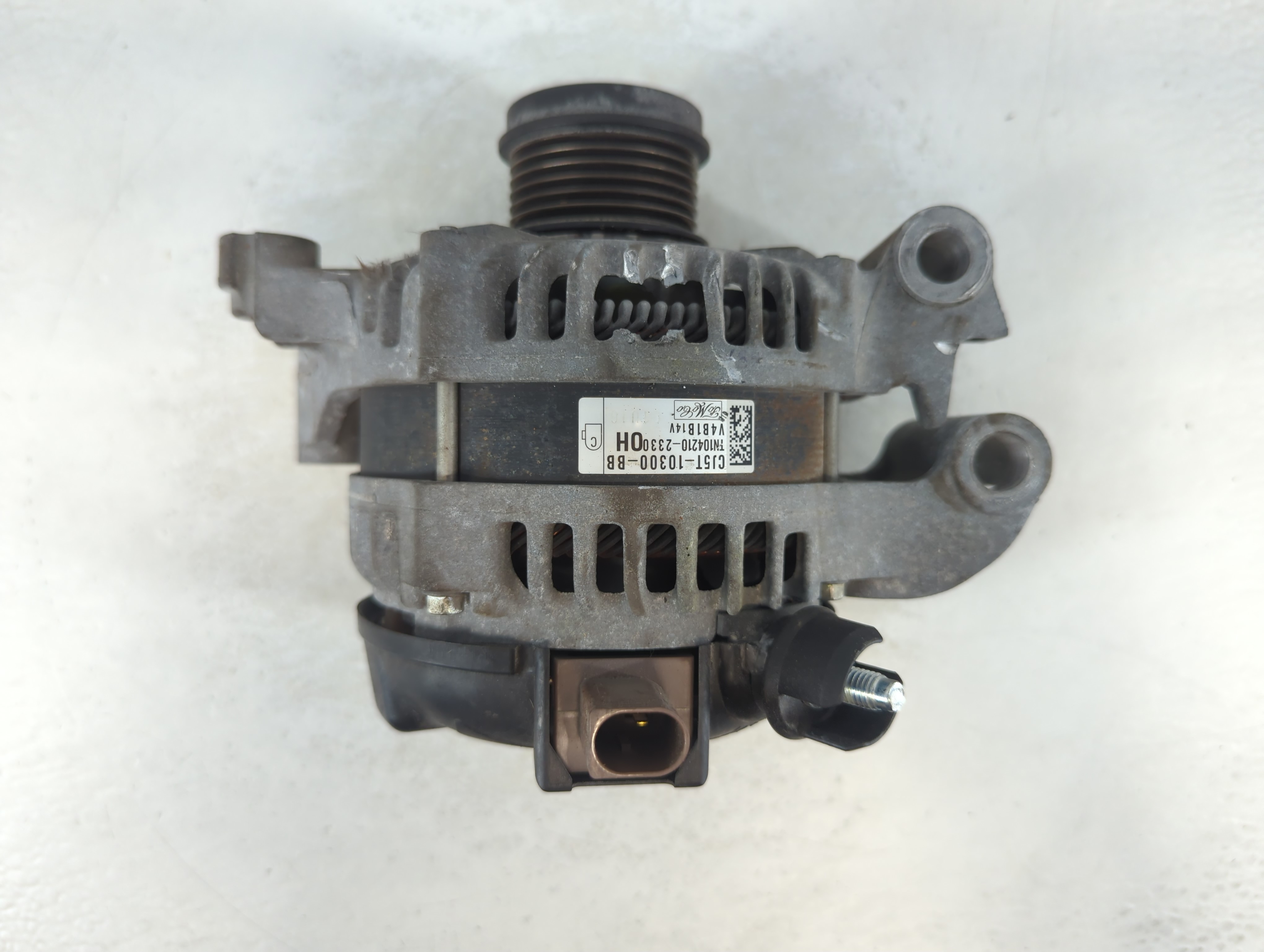 2013-2019 Ford Escape Alternator Generator Charging Assembly Engine Oem 1057636 - Oemusedautoparts1.com