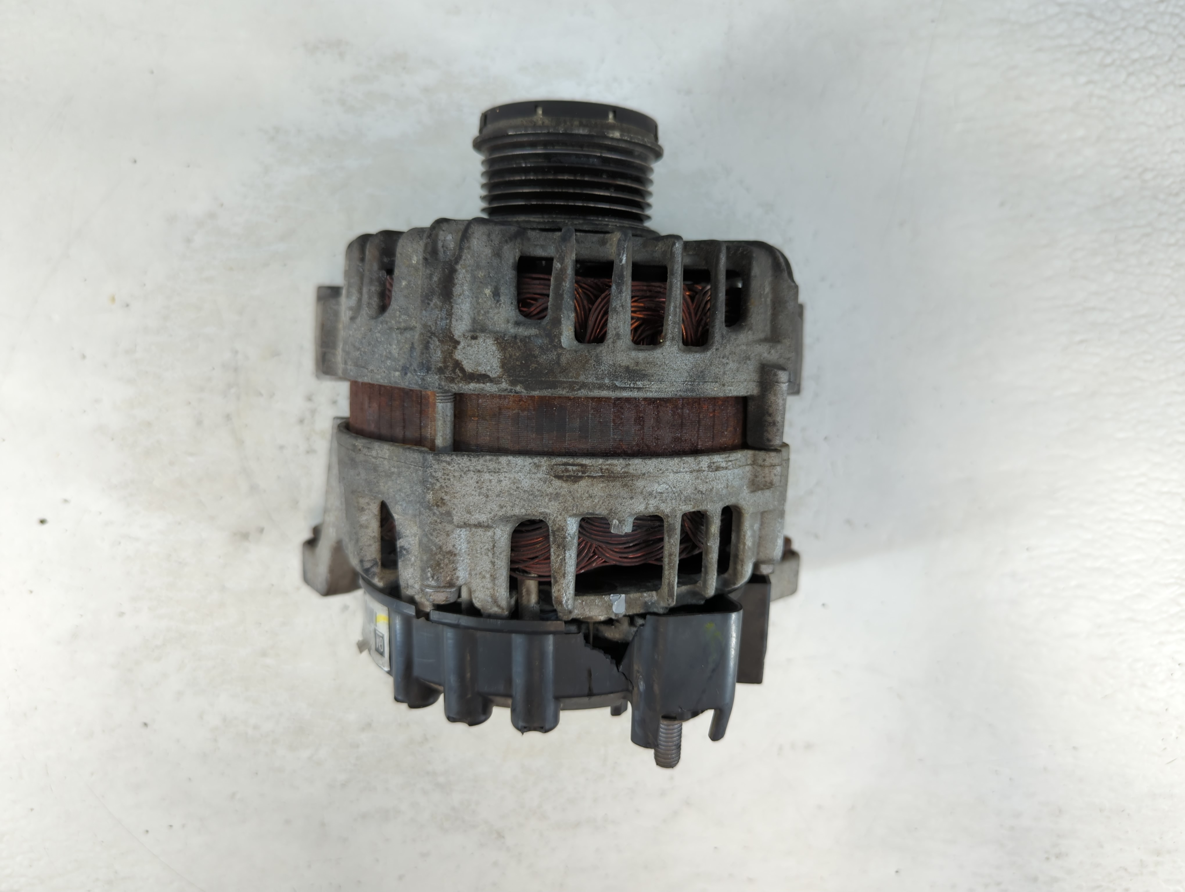 2011 Chevrolet Cruze Alternator Generator Charging Assembly Engine Oem 1057681 - Oemusedautoparts1.com