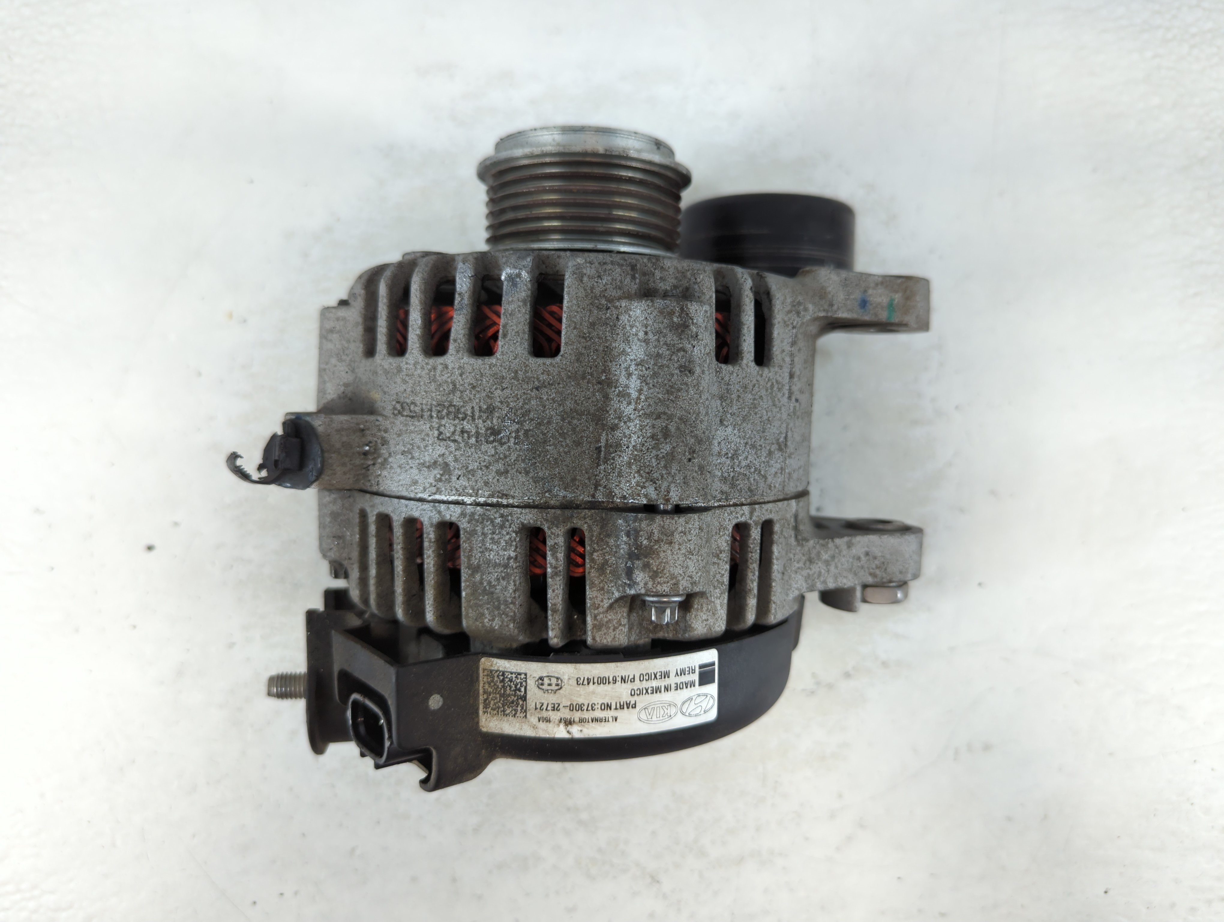 Picture of 2017 Hyundai Elantra Alternator Generator Charging Assembly Engine Oem 1057697