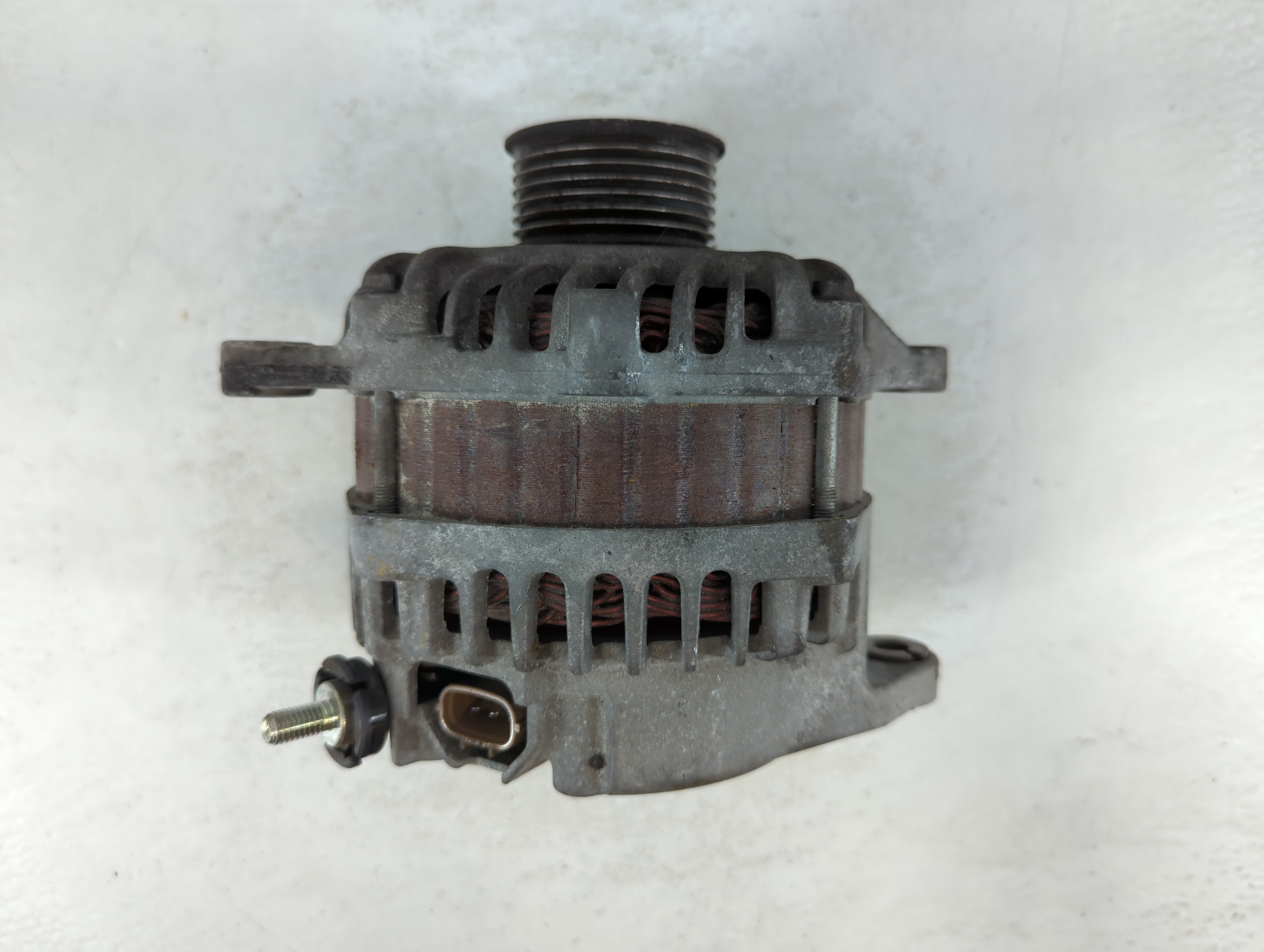 Picture of 2013 Nissan Pathfinder Alternator Generator Charging Assembly Engine Oem 1057723