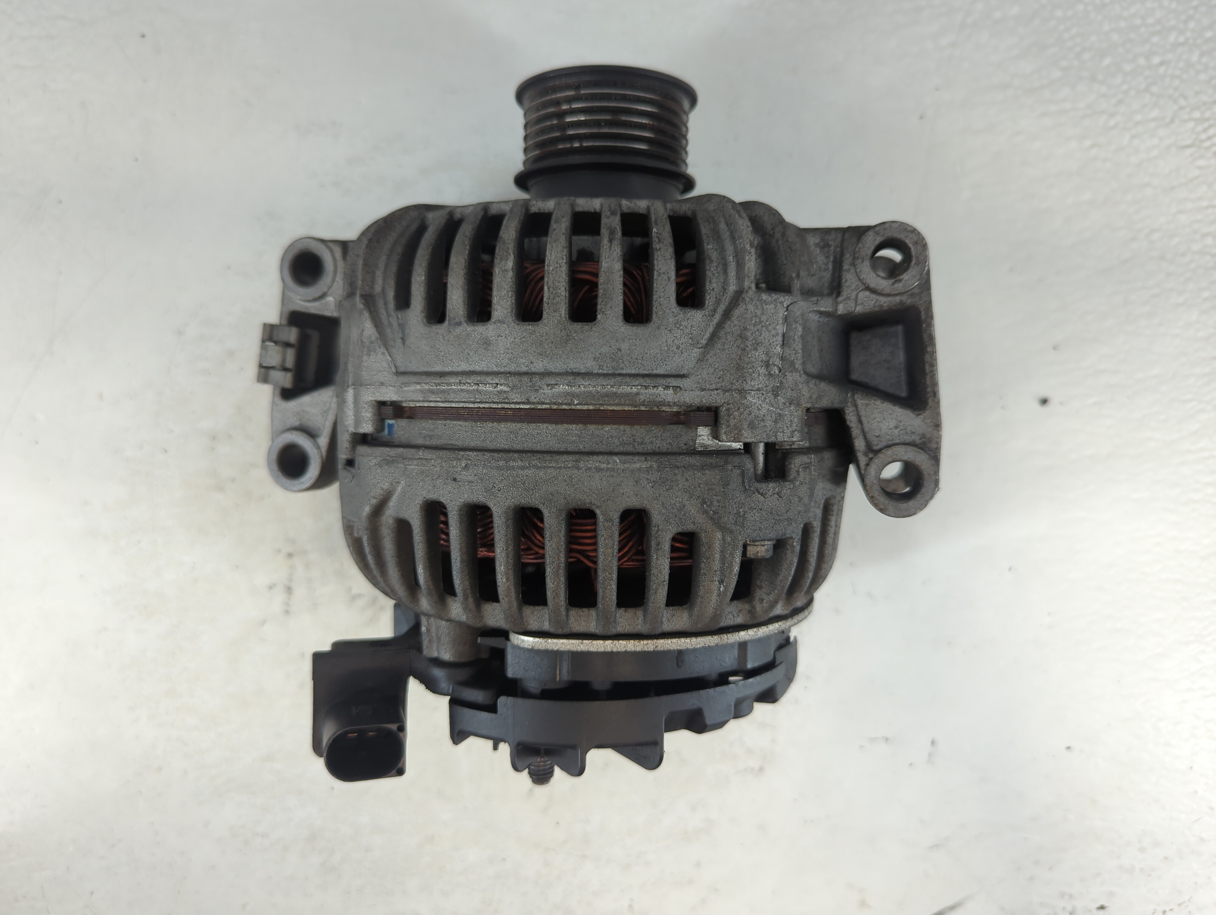 2010 Mercedes-benz E350 Alternator Generator Charging Assembly Engine Oem 1057755 - Oemusedautoparts1.com