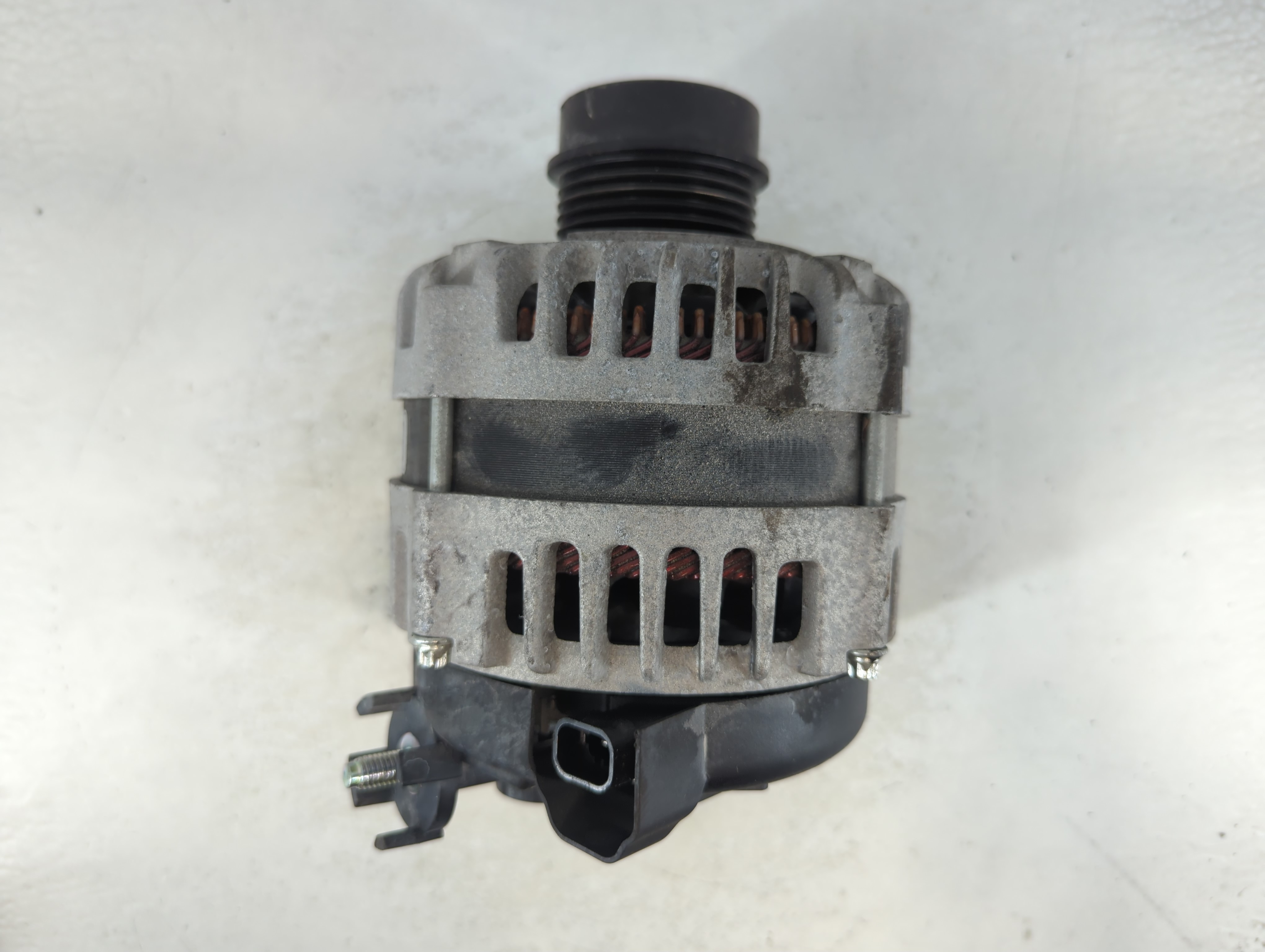 2024 Chevrolet Trax Alternator Generator Charging Assembly Engine Oem 1057773 - Oemusedautoparts1.com