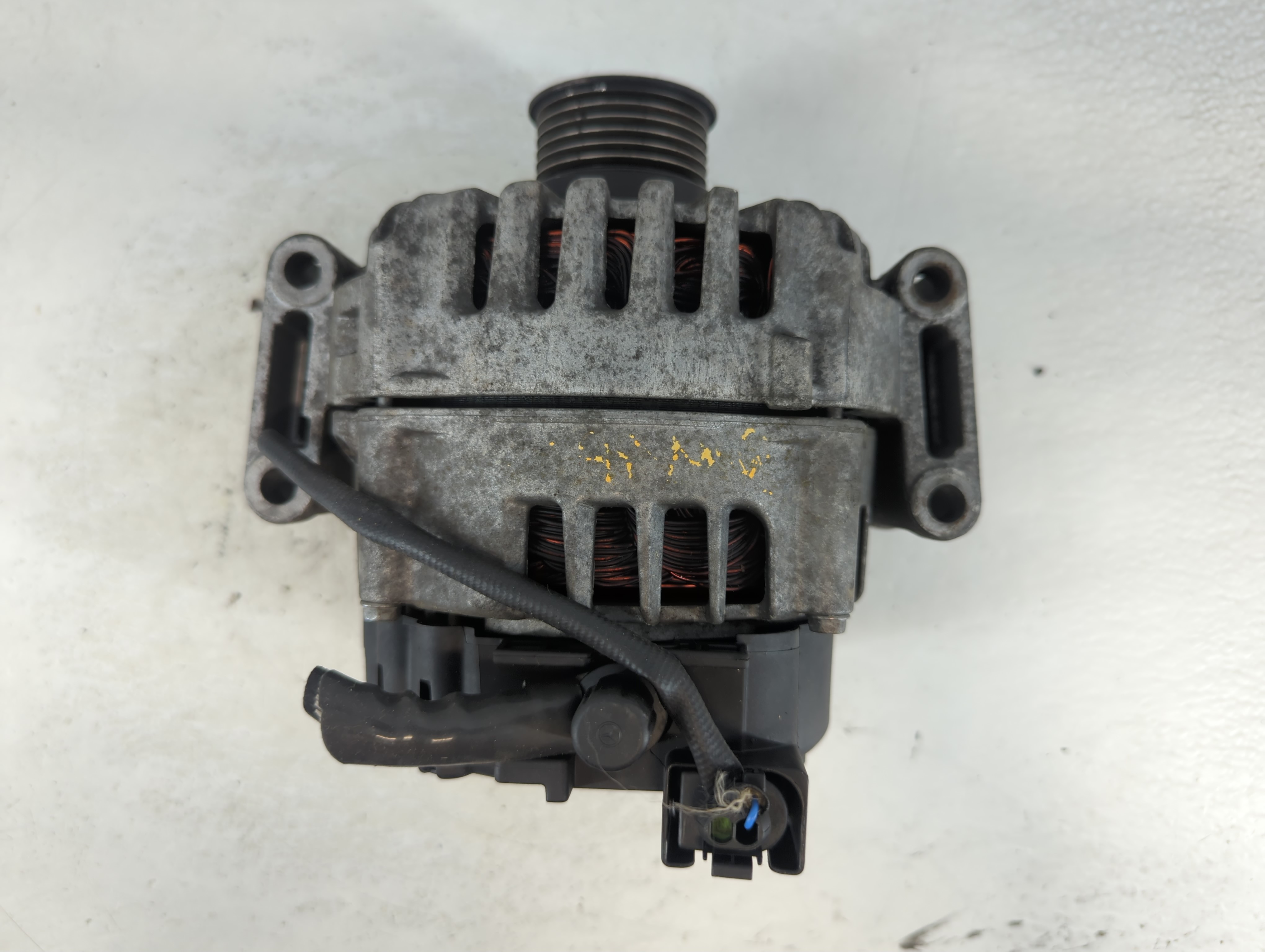 2012 Mercedes-benz E350 Alternator Generator Charging Assembly Engine Oem 1057792 - Oemusedautoparts1.com
