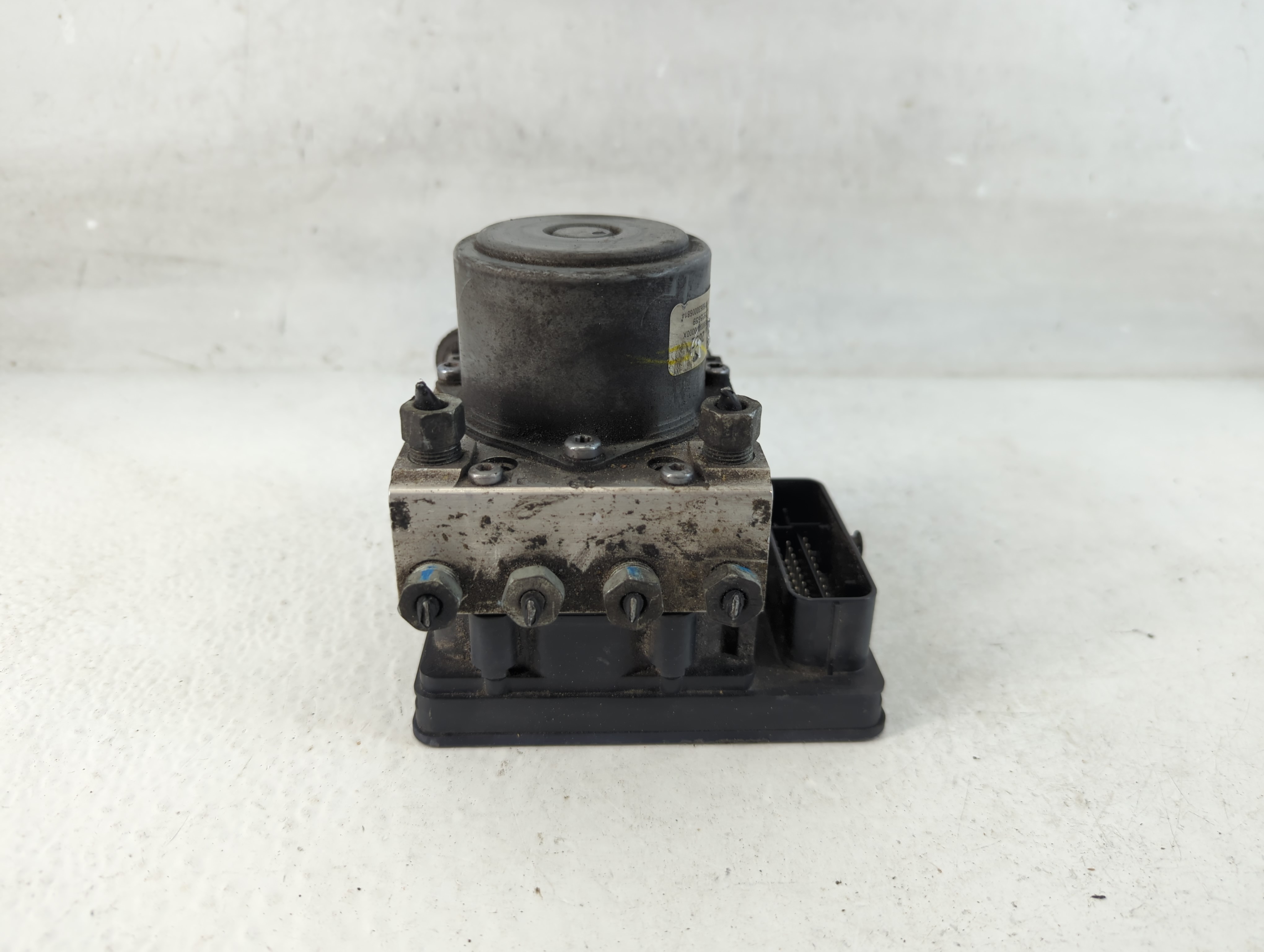 2014-2016 Chevrolet Impala Abs Pump Control Module 1057797 - Oemusedautoparts1.com