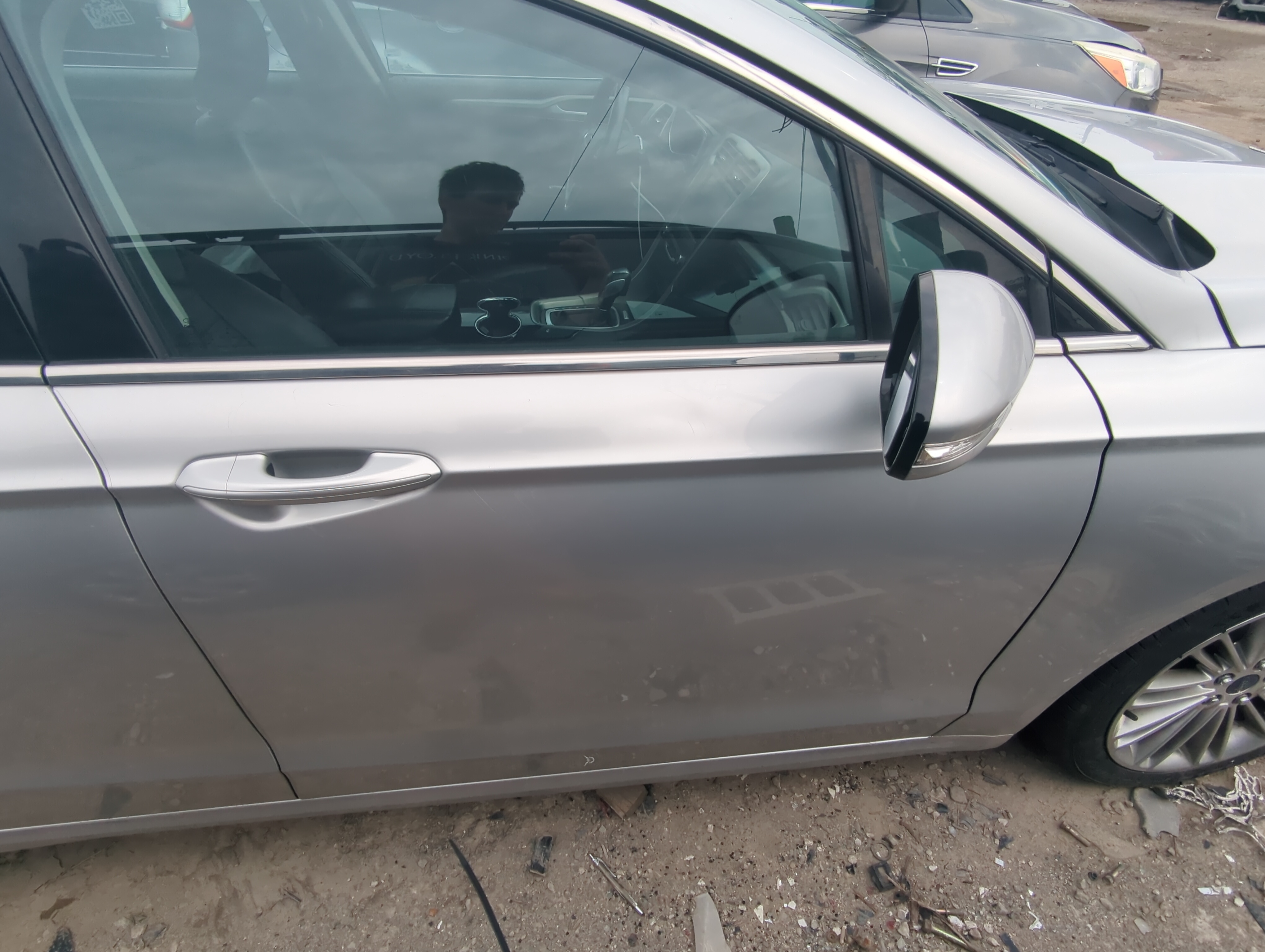 2013-2020 Ford Fusion Passenger Front Door Oem 1057868 - Oemusedautoparts1.com