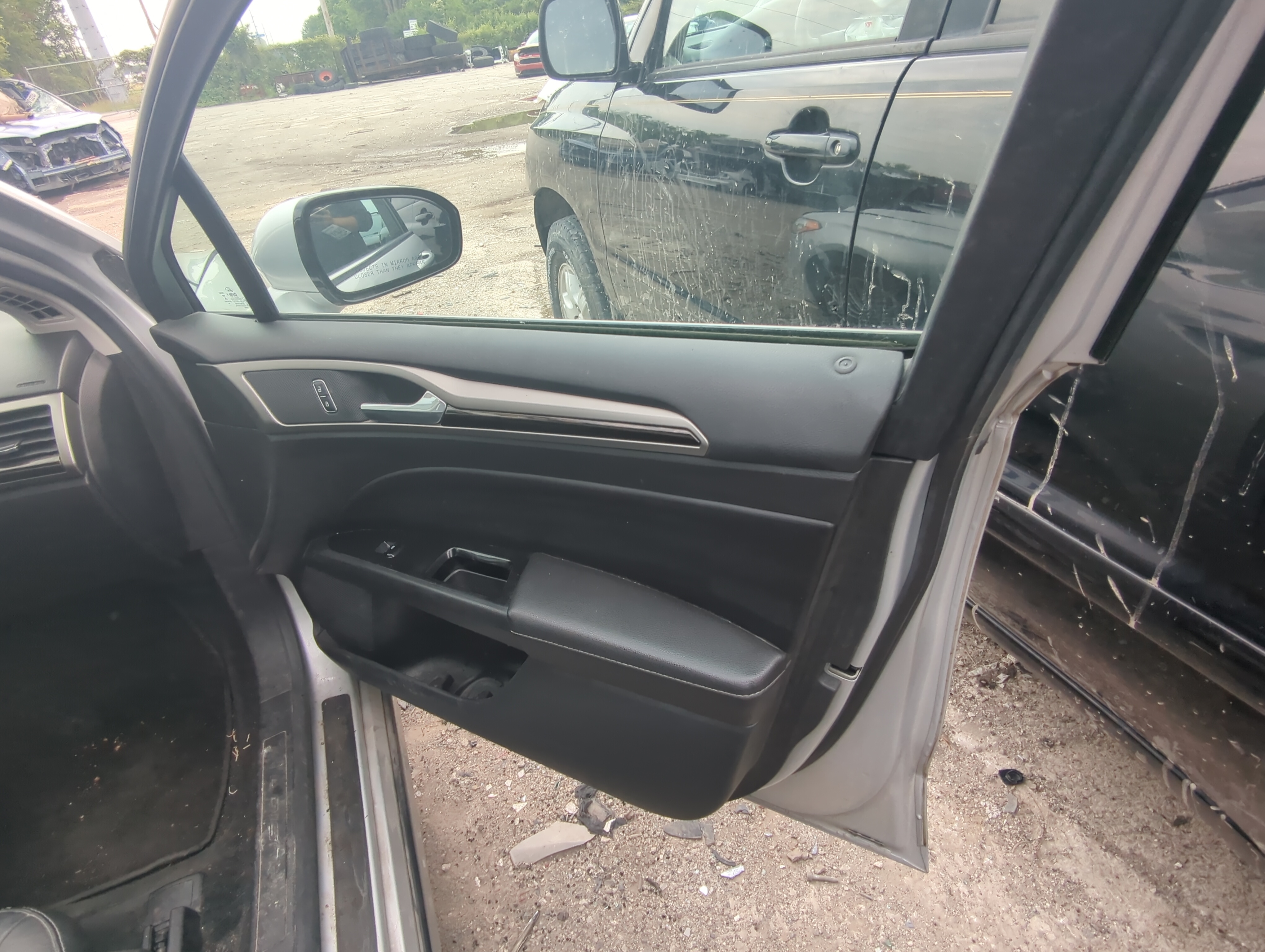 Picture of 2015 Ford Fusion Front Right Passenger Interior Door Panel Trim 1058005