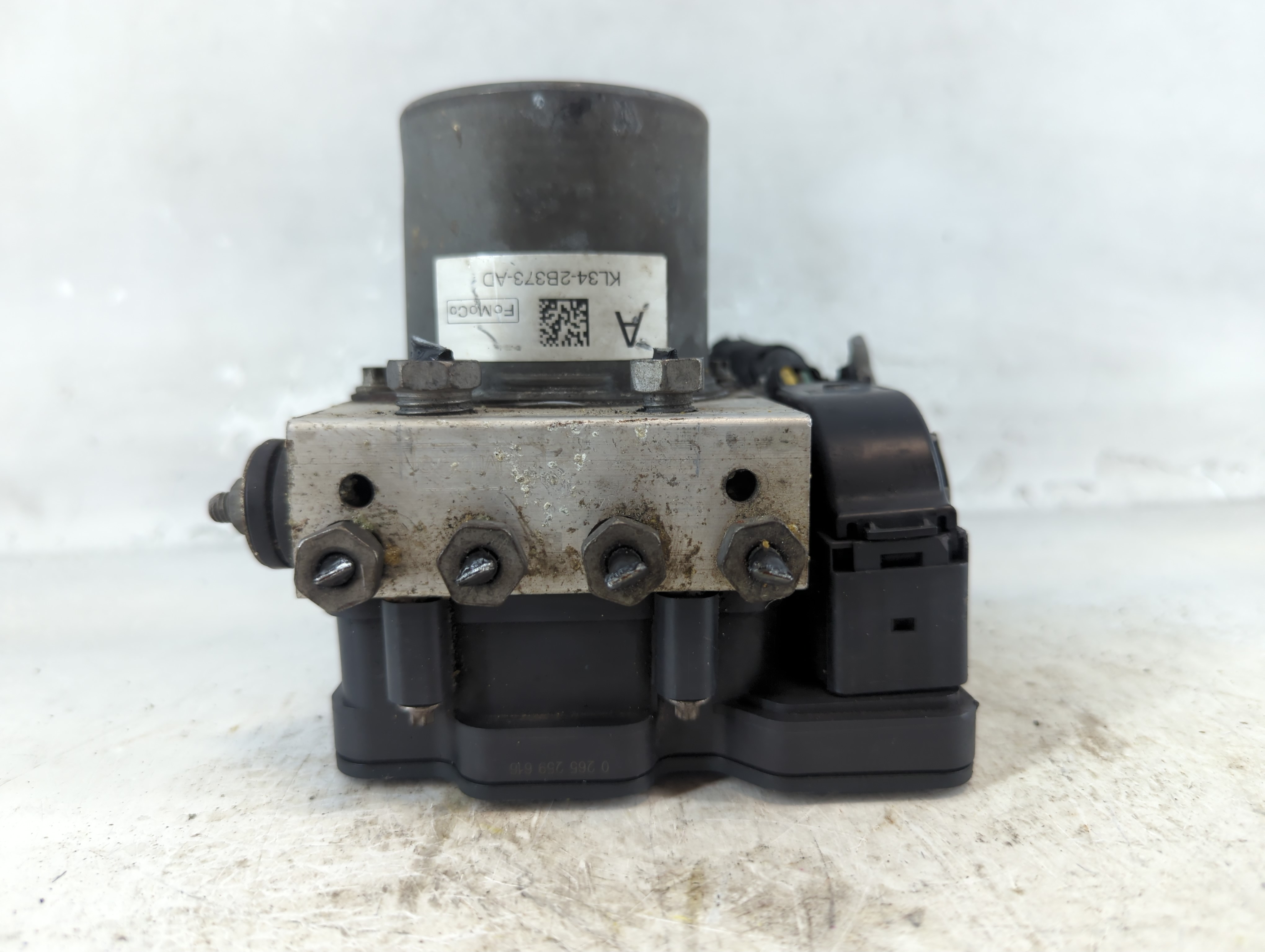 2019-2020 Ford F-150 Abs Pump Control Module 1058559 - Oemusedautoparts1.com