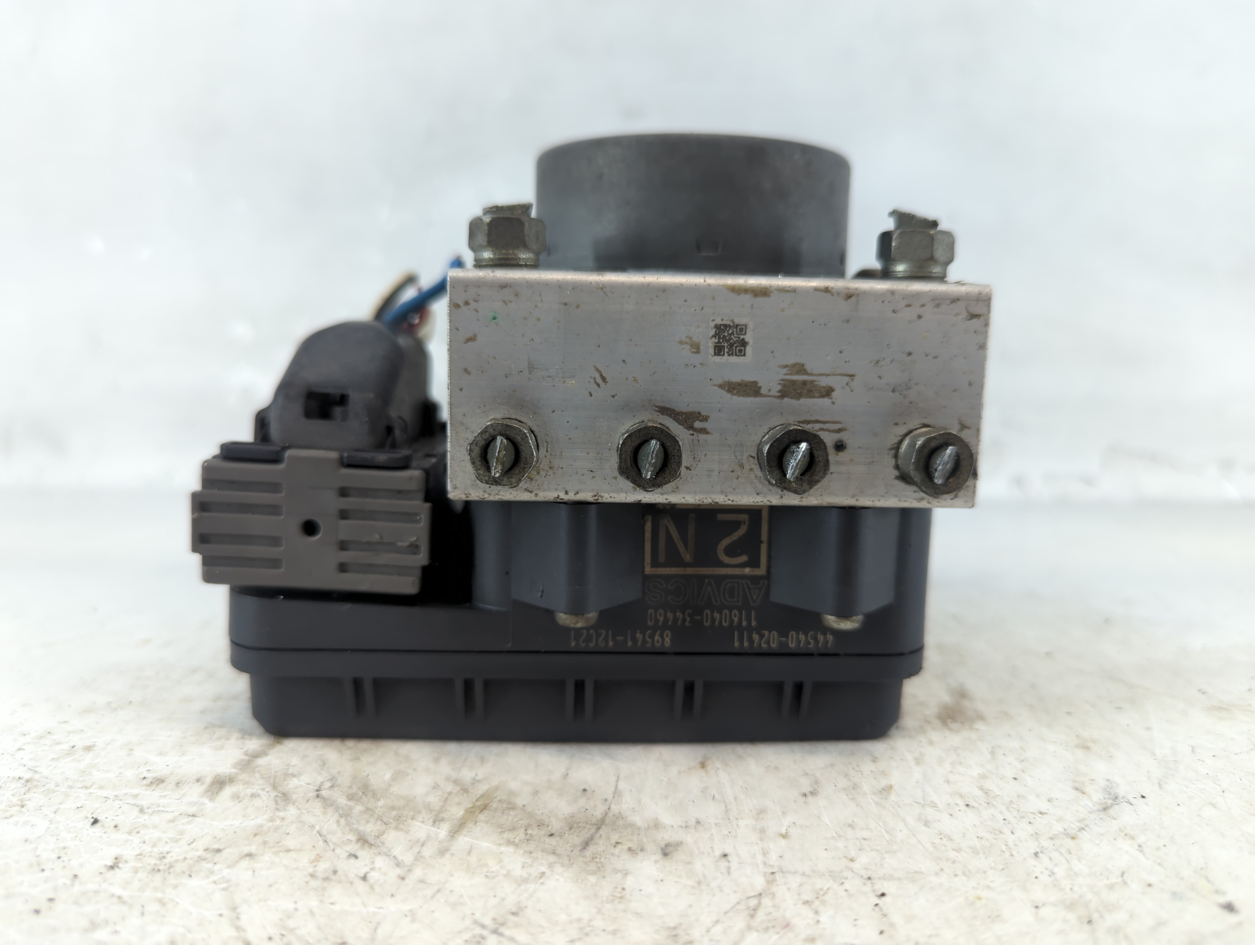 2016-2016 Toyota Corolla Abs Pump Control Module 1058571 - Oemusedautoparts1.com