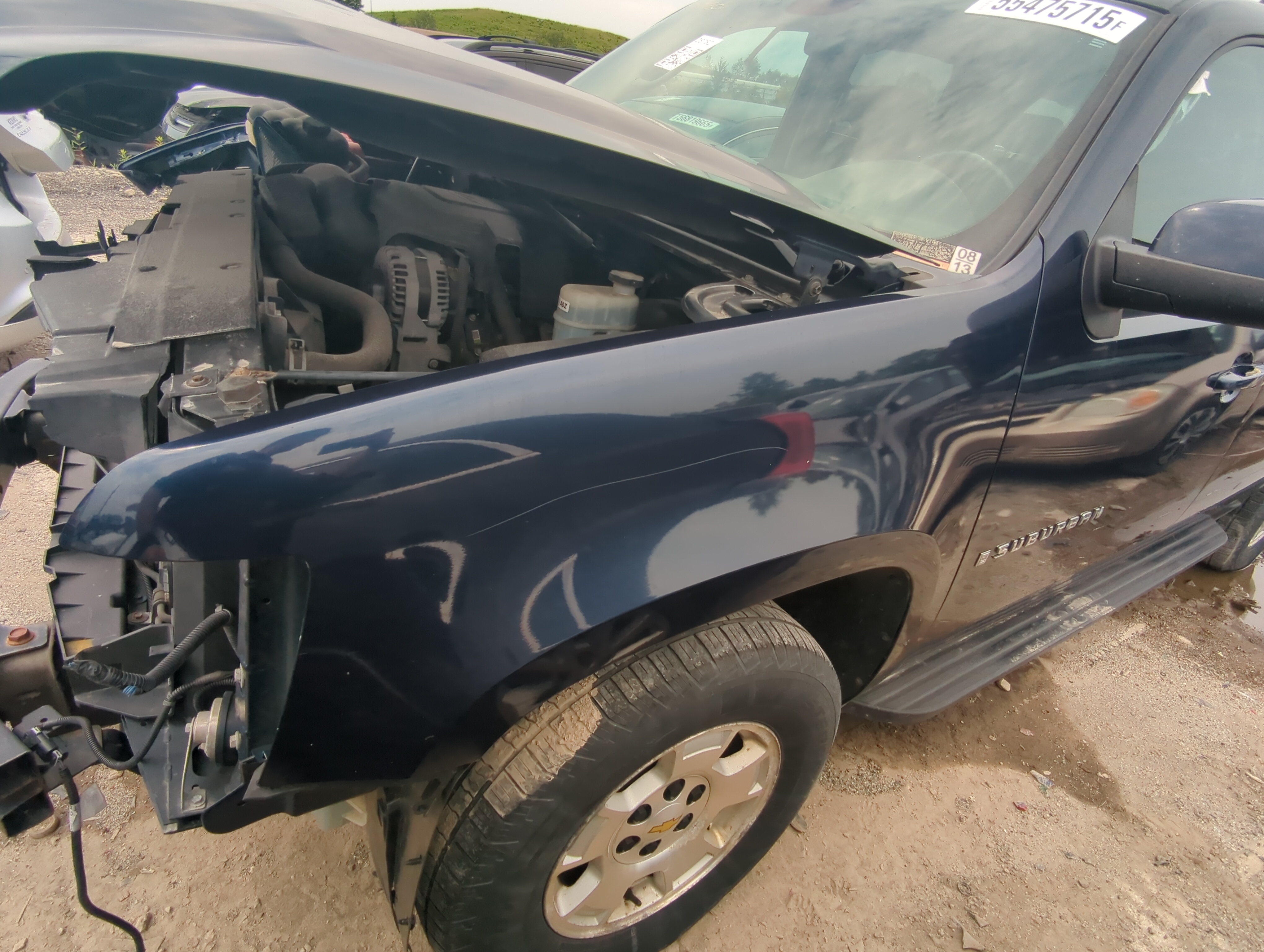 Picture of Chevrolet Suburban Driver Fender 1058638