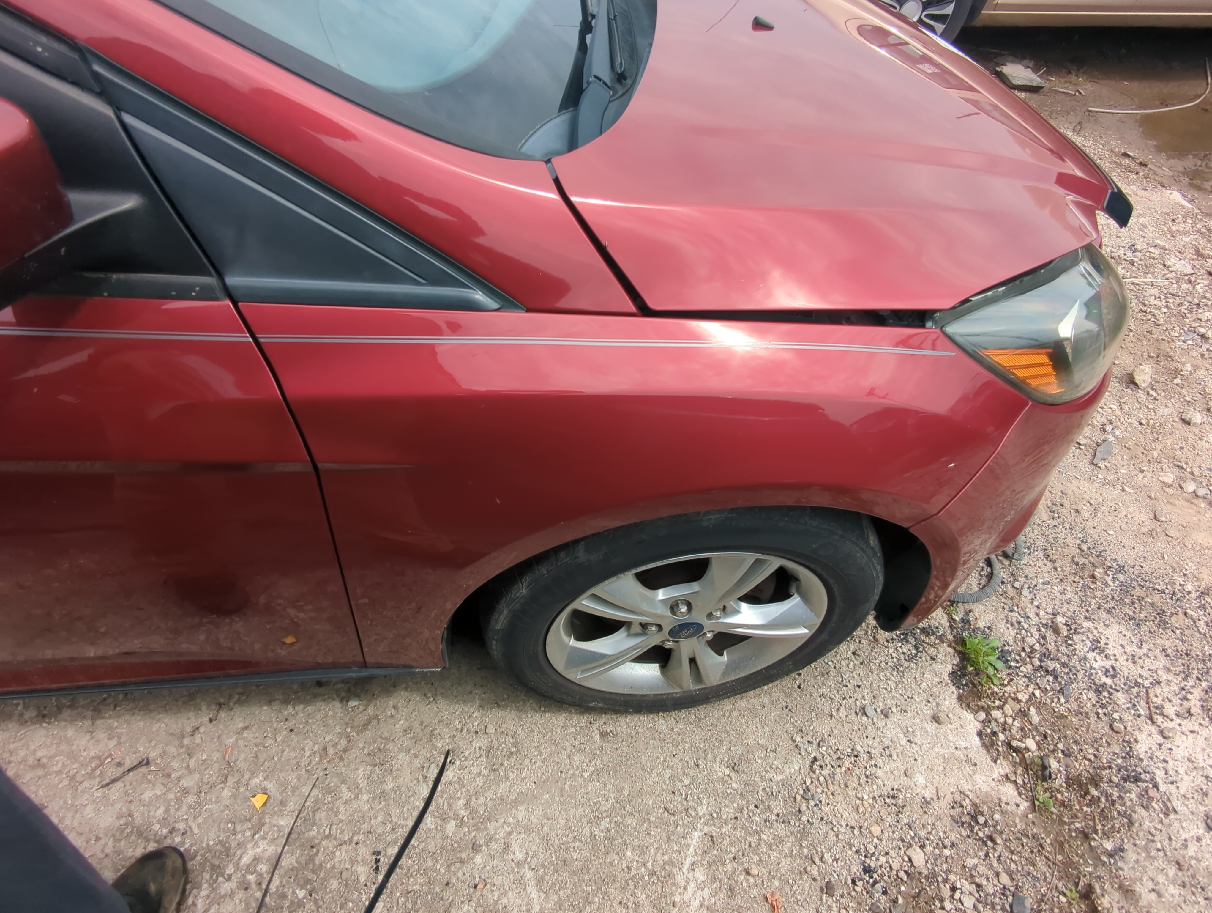 2012-2018 Ford Focus Passenger Fender 1058811 - Oemusedautoparts1.com