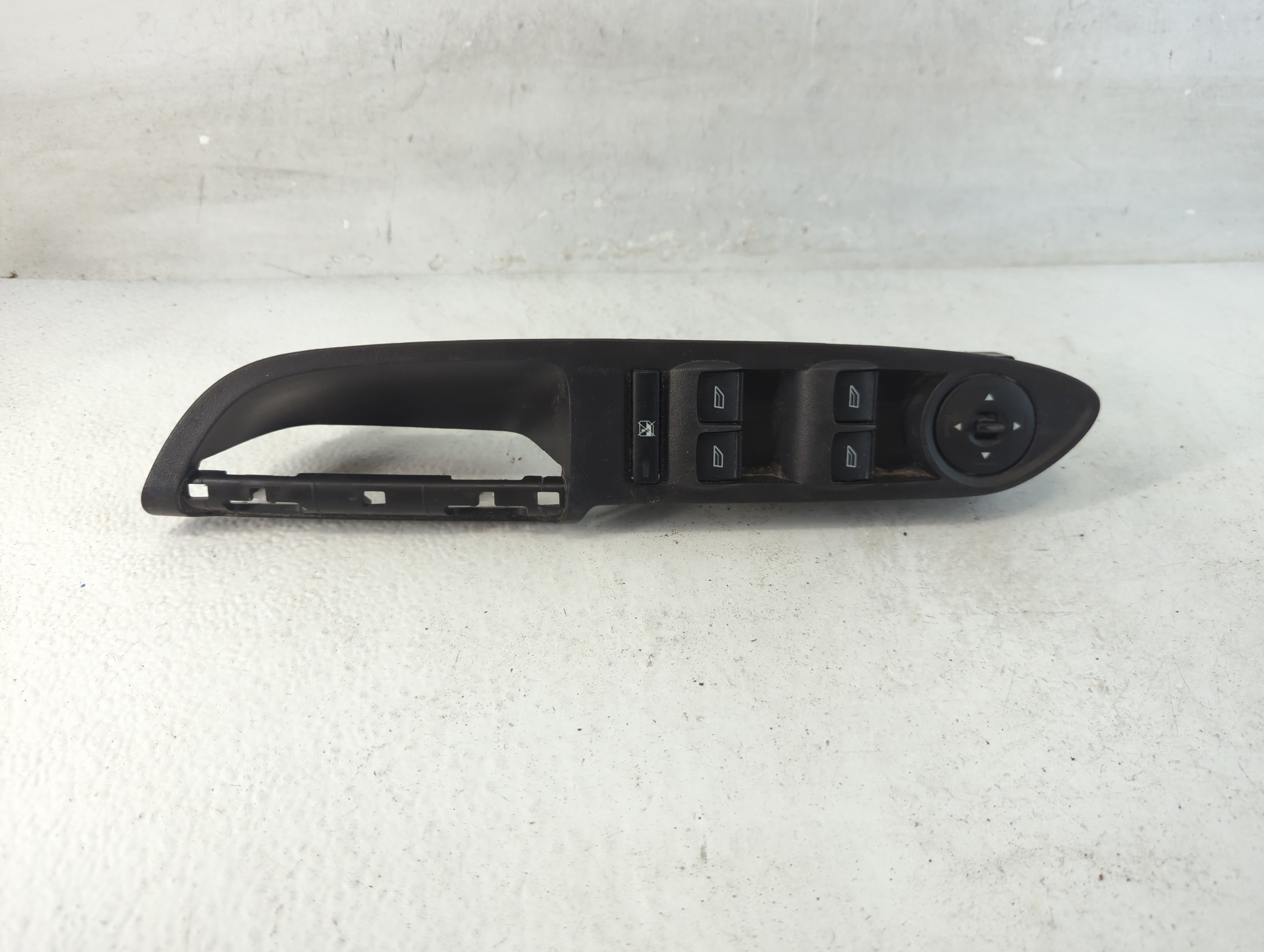2017-2019 Ford Escape Driver Left Door Master Power Window Switch 1058921 - Oemusedautoparts1.com