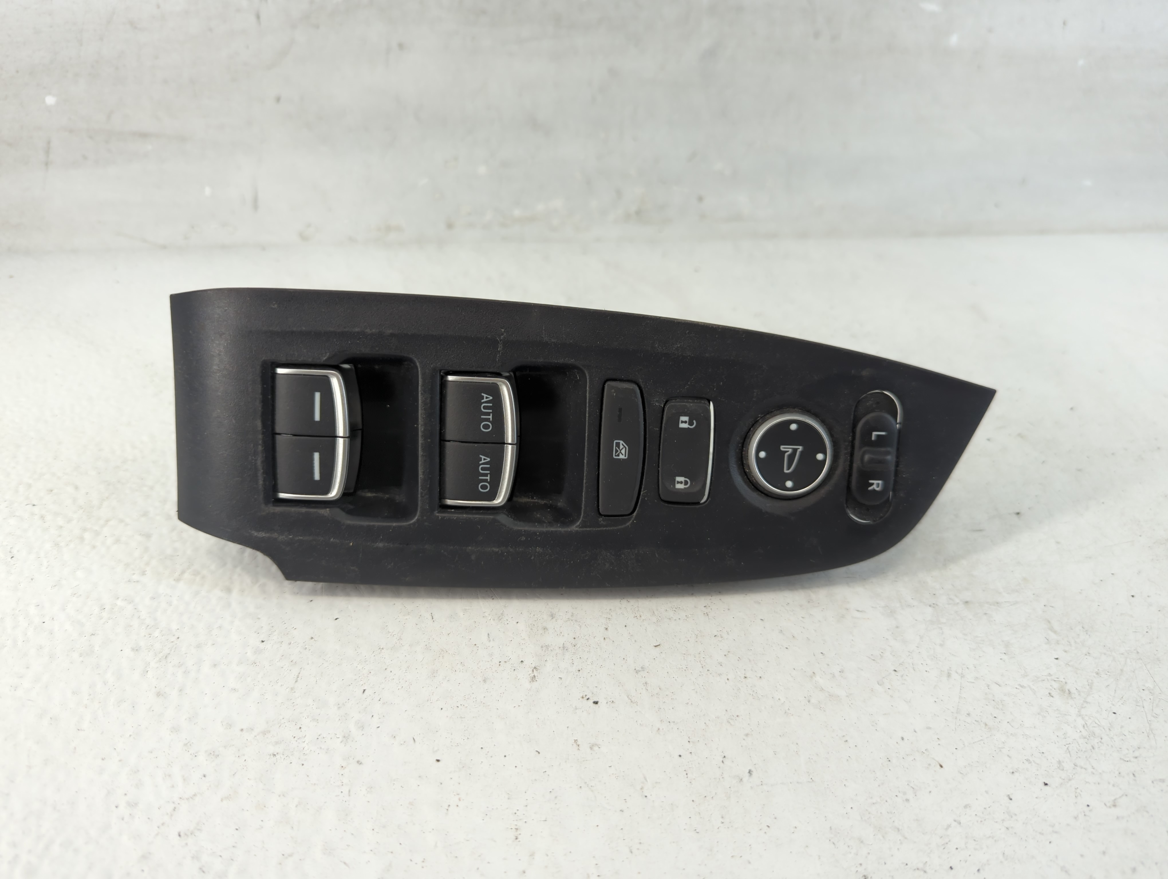 Picture of 2018-2022 Honda Accord Driver Left Door Master Power Window Switch 1058923