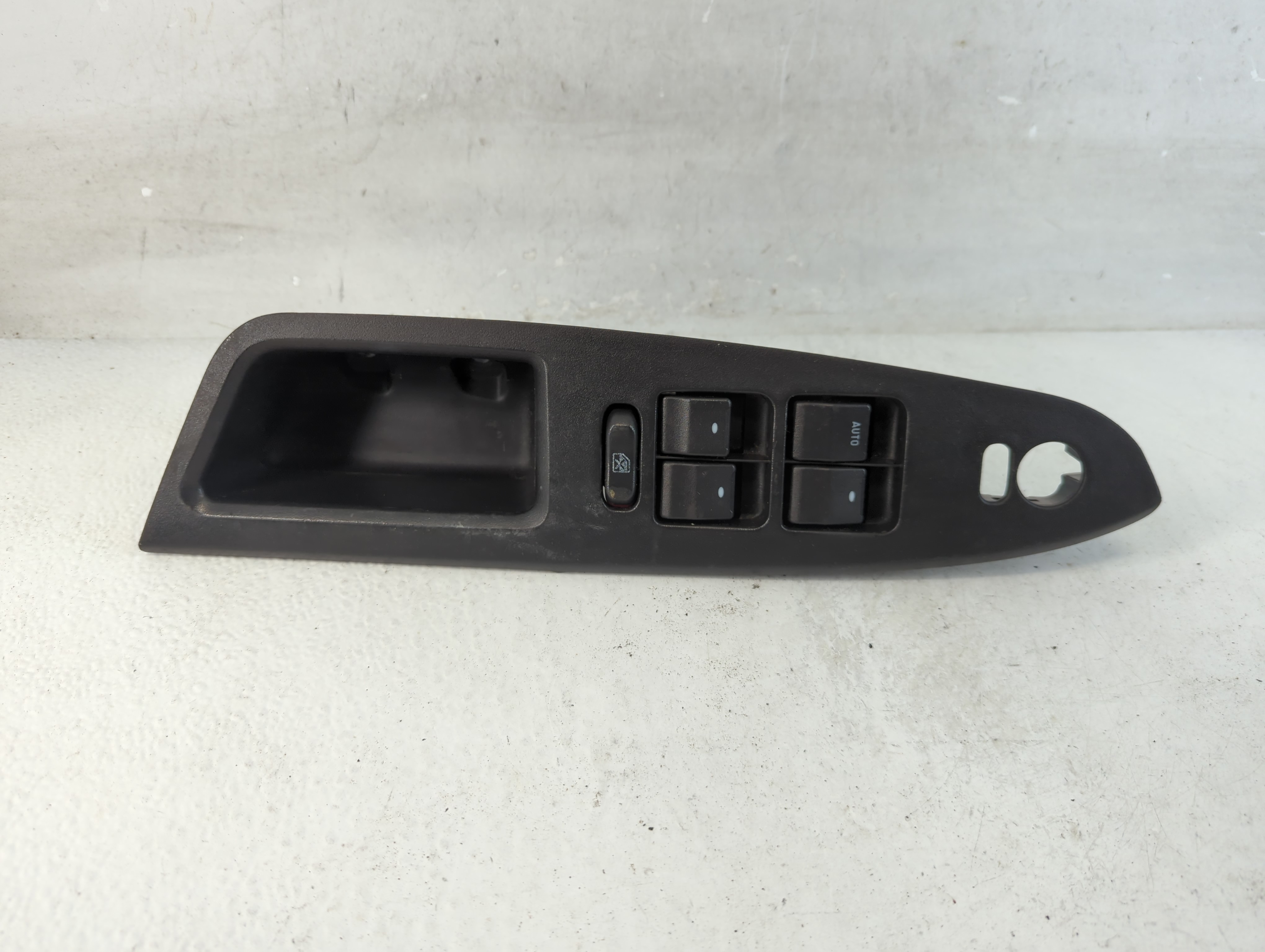 2009-2016 Chevrolet Impala Driver Left Door Master Power Window Switch 1058925 - Oemusedautoparts1.com