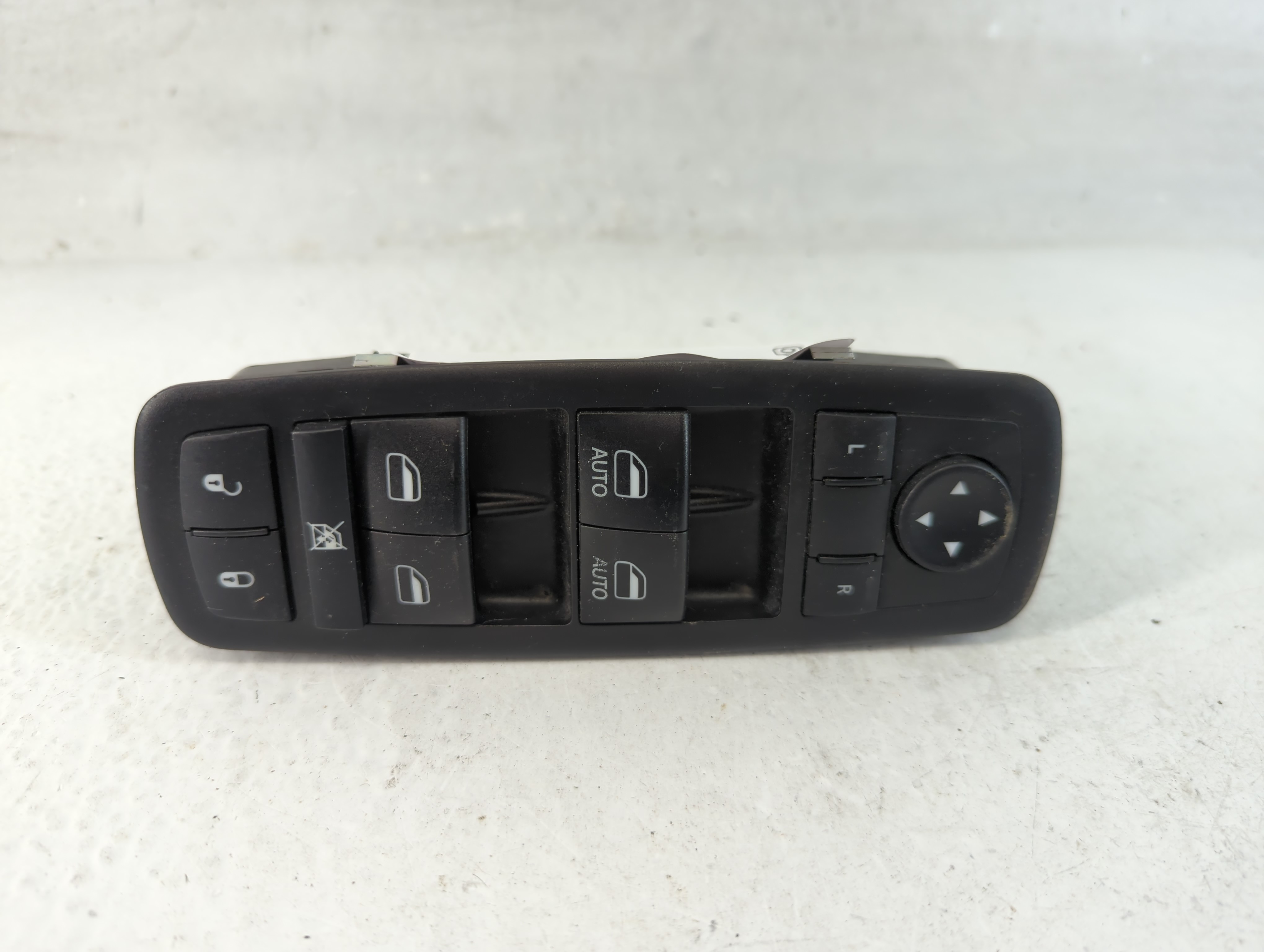 2017-2022 Chrysler Pacifica Driver Left Door Master Power Window Switch 1059088 - Oemusedautoparts1.com