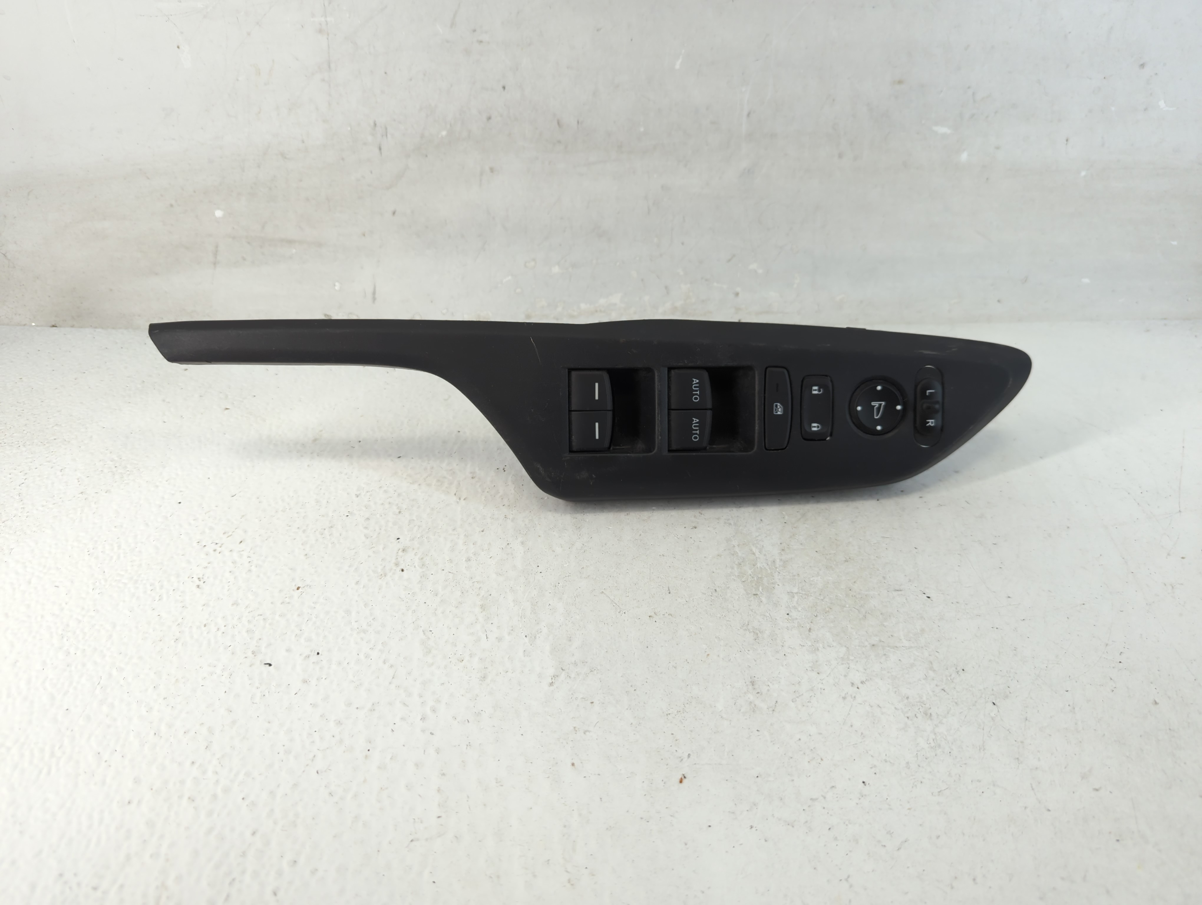 Picture of 2017-2021 Honda Civic Driver Left Door Master Power Window Switch 1059129