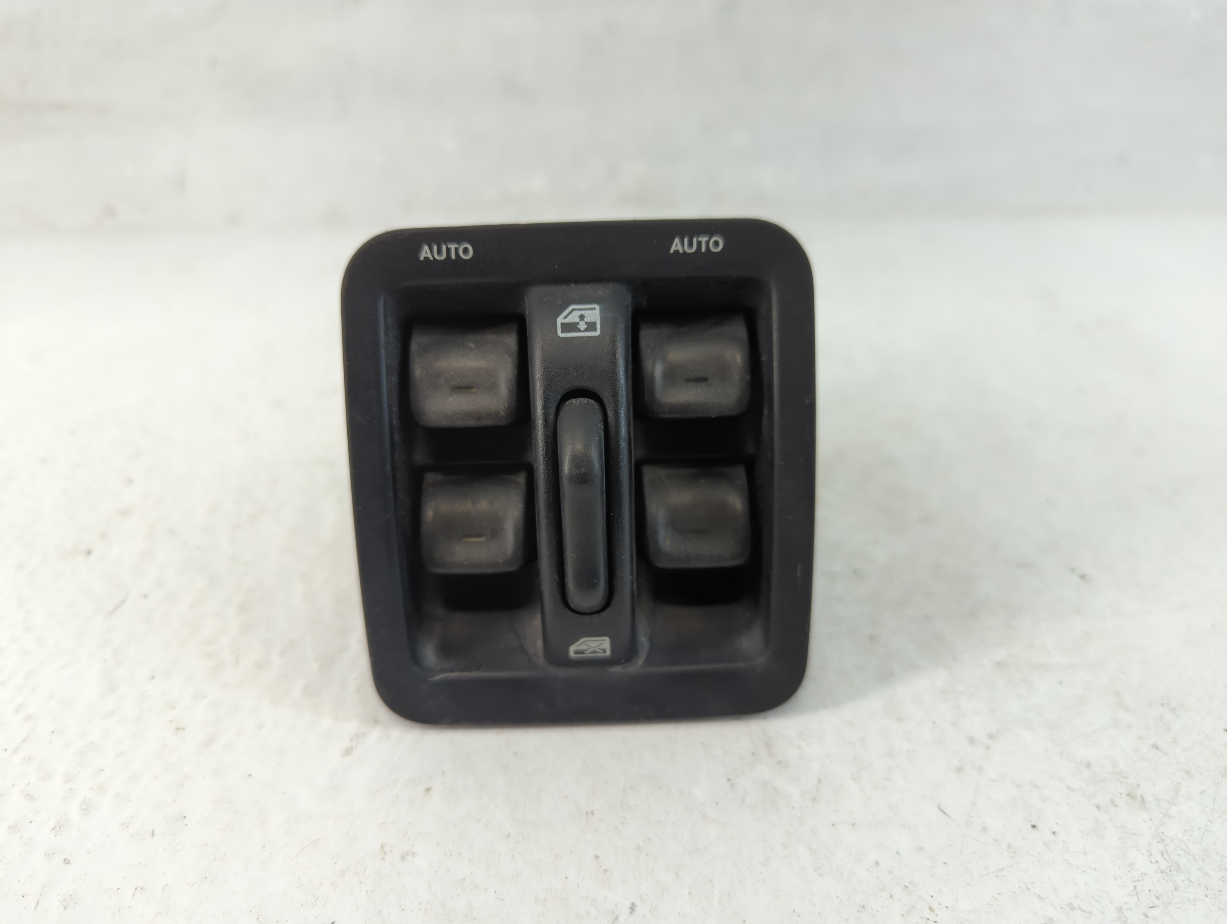 2011-2012 Jeep Wrangler Driver Left Door Master Power Window Switch 1059135 - Oemusedautoparts1.com