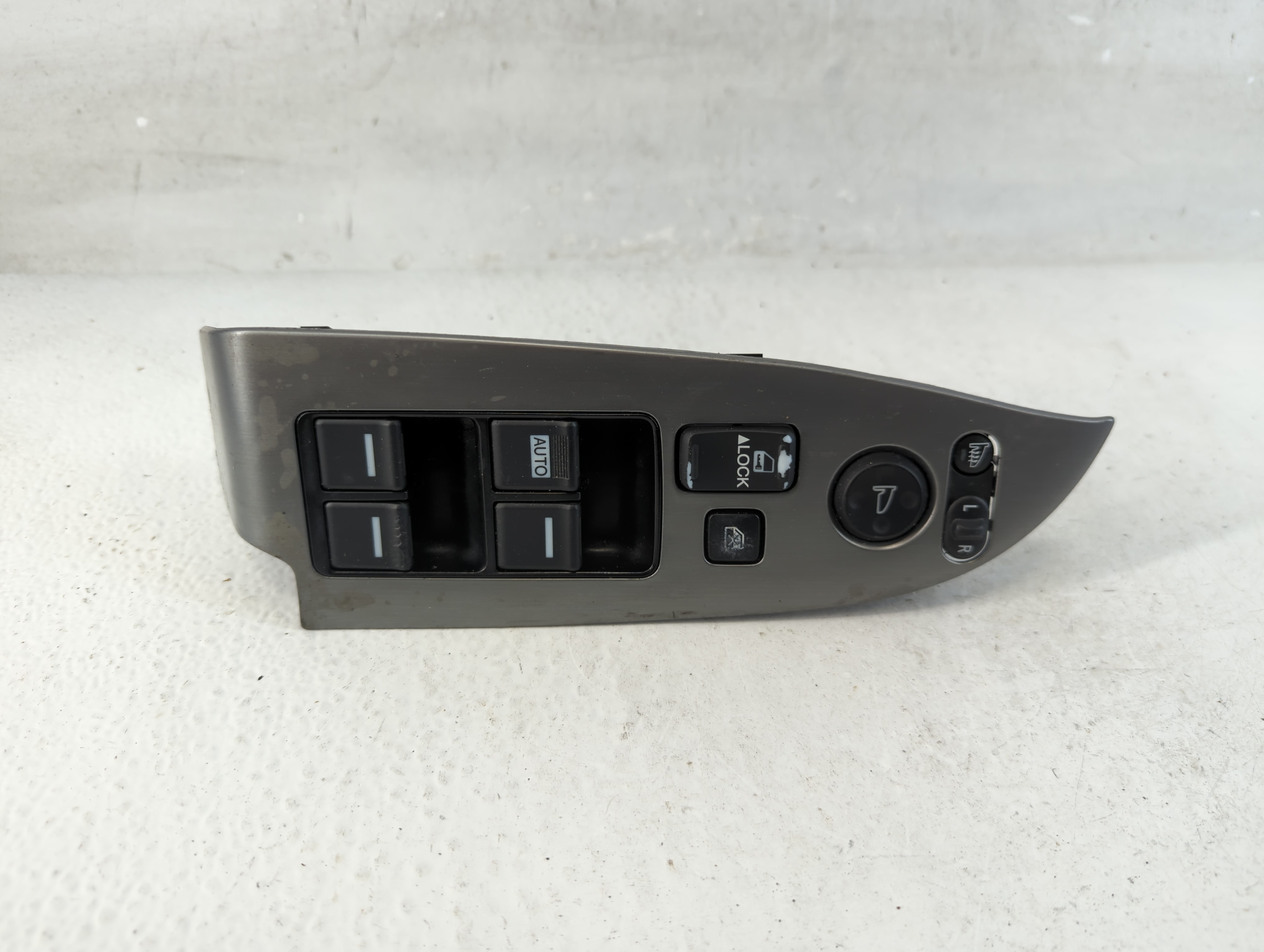2005-2010 Honda Odyssey Driver Left Door Master Power Window Switch 1059163 - Oemusedautoparts1.com