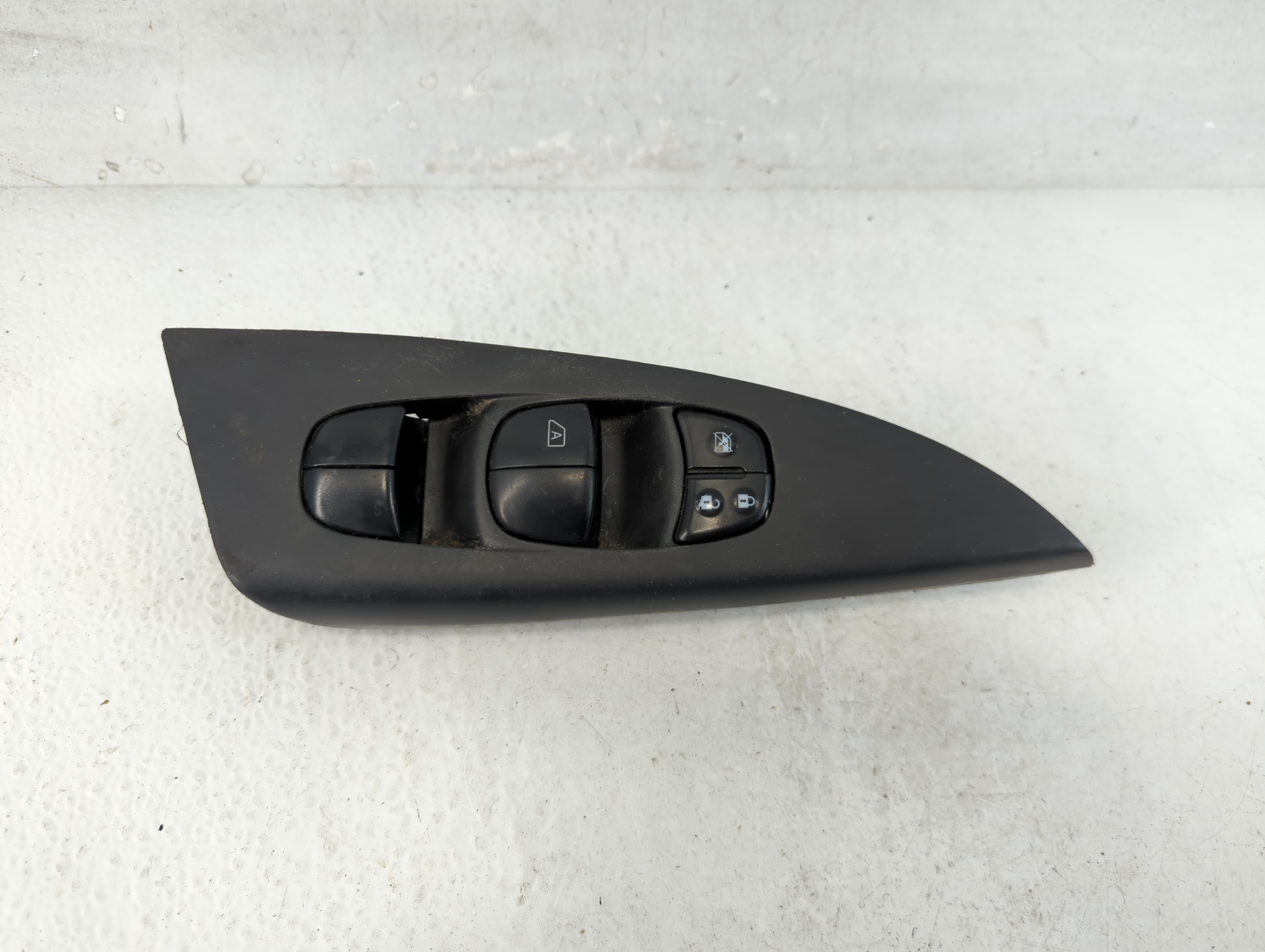 2013-2019 Nissan Sentra Driver Left Door Master Power Window Switch 1059170 - Oemusedautoparts1.com
