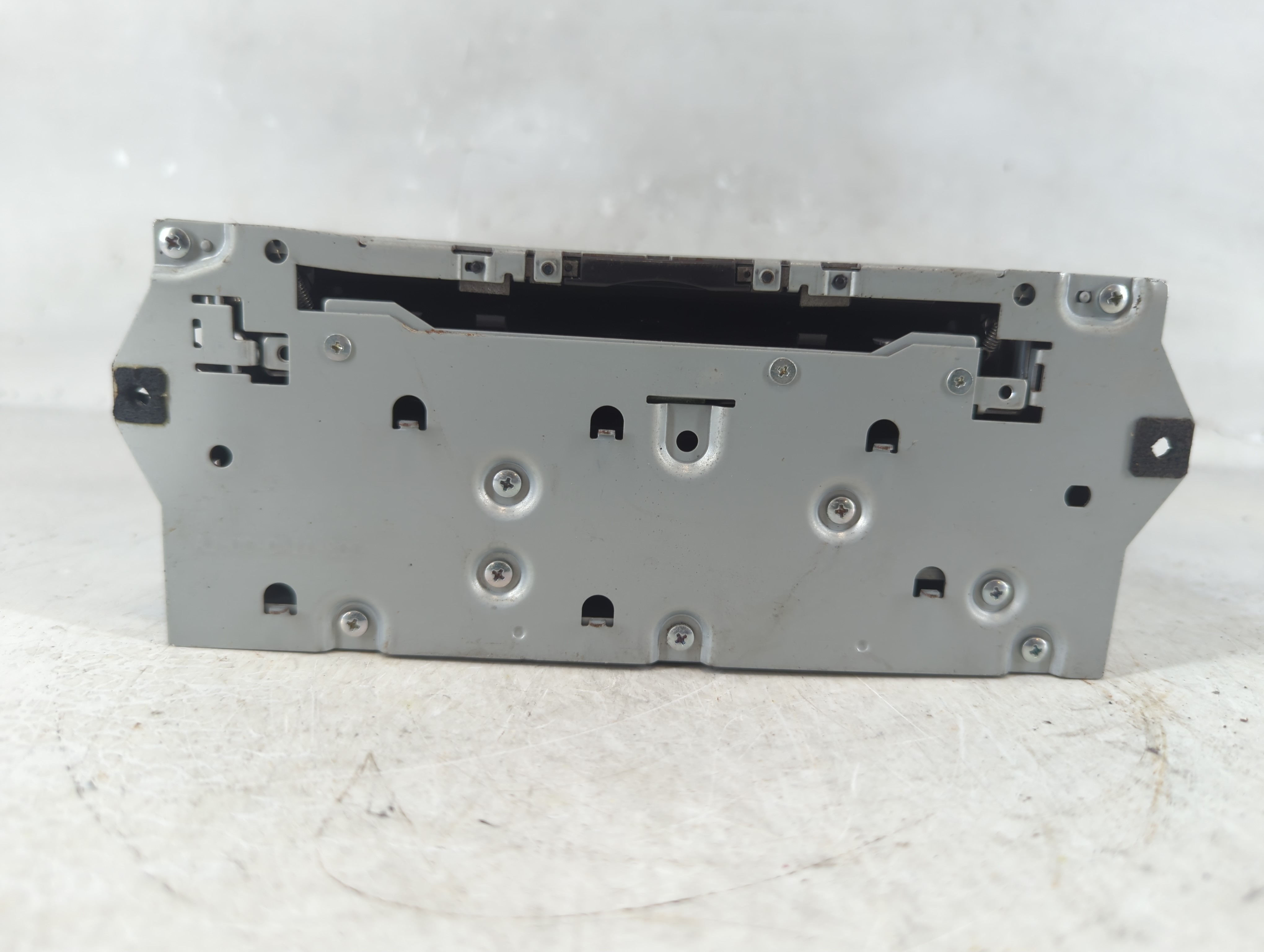 2017-2017 Nissan Pathfinder Am Fm Cd Player Radio Receiver 1059186 - Oemusedautoparts1.com