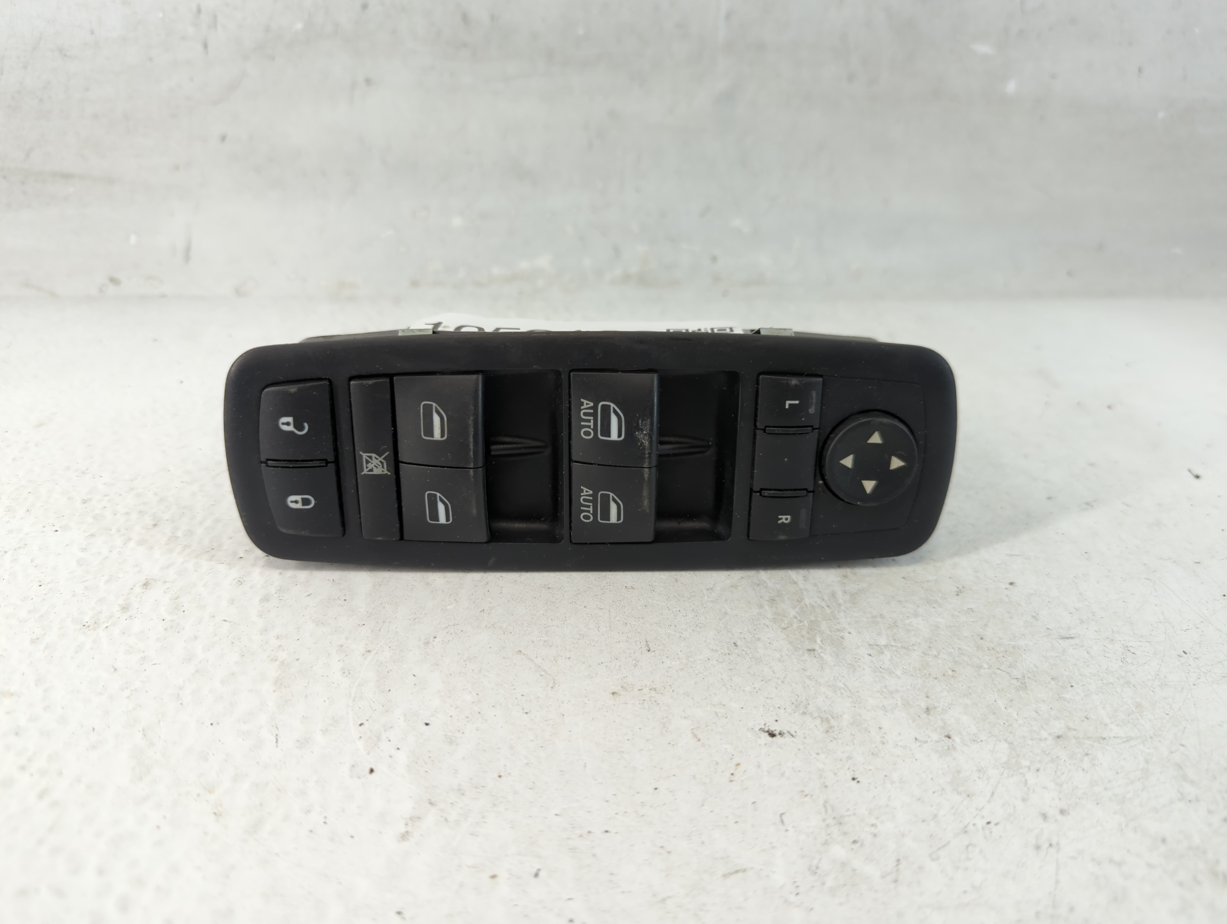 2015-2022 Jeep Cherokee Driver Left Door Master Power Window Switch 1059193 - Oemusedautoparts1.com