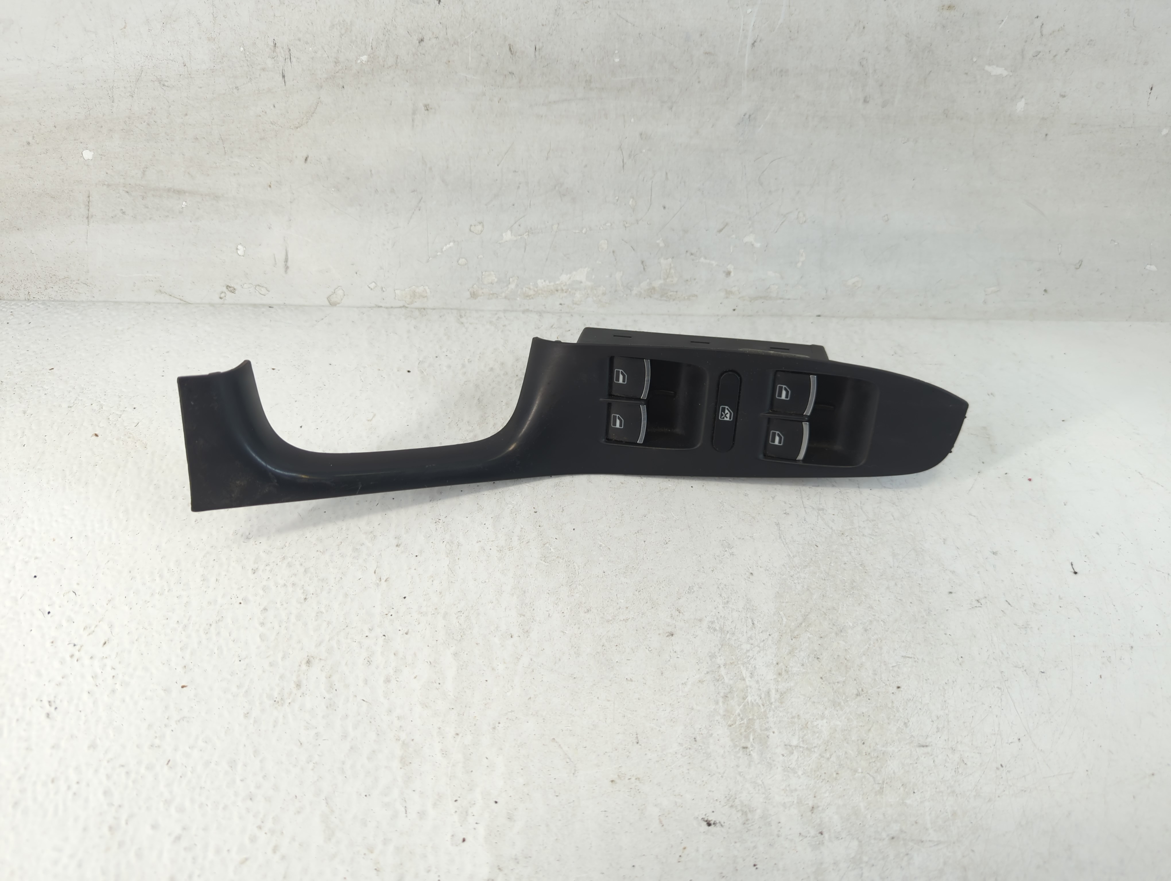 2011-2018 Volkswagen Jetta Driver Left Door Master Power Window Switch 1059195 - Oemusedautoparts1.com