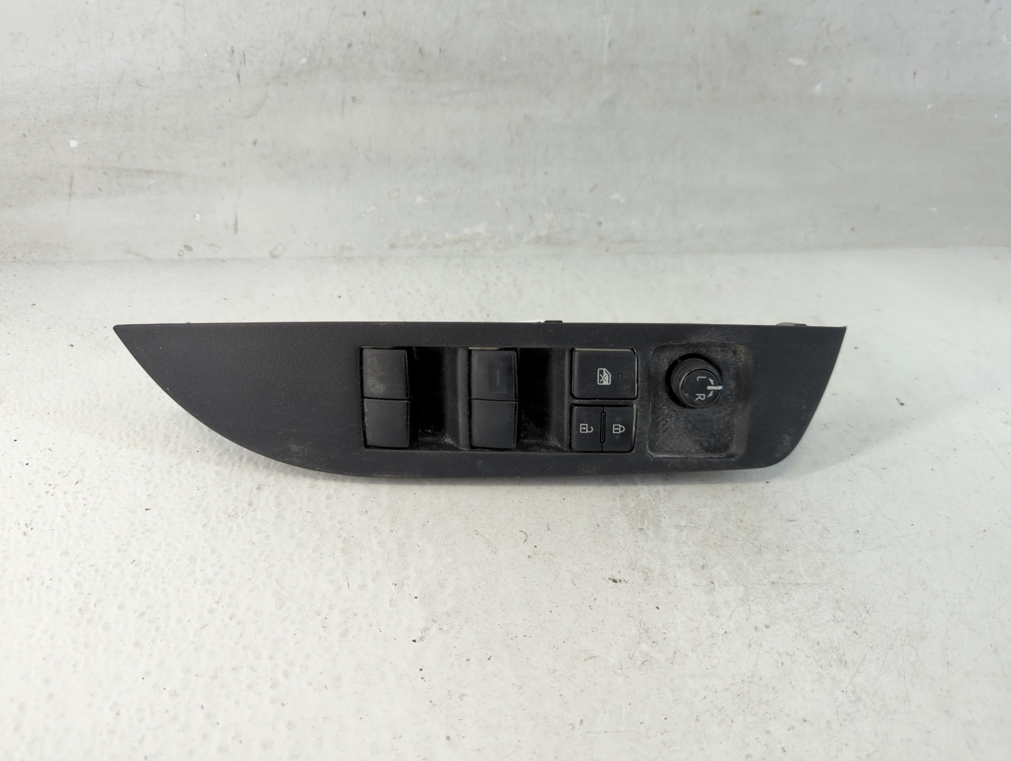 Toyota Corolla Driver Left Door Master Power Window Switch 84040-12150 1059198 - Oemusedautoparts1.com