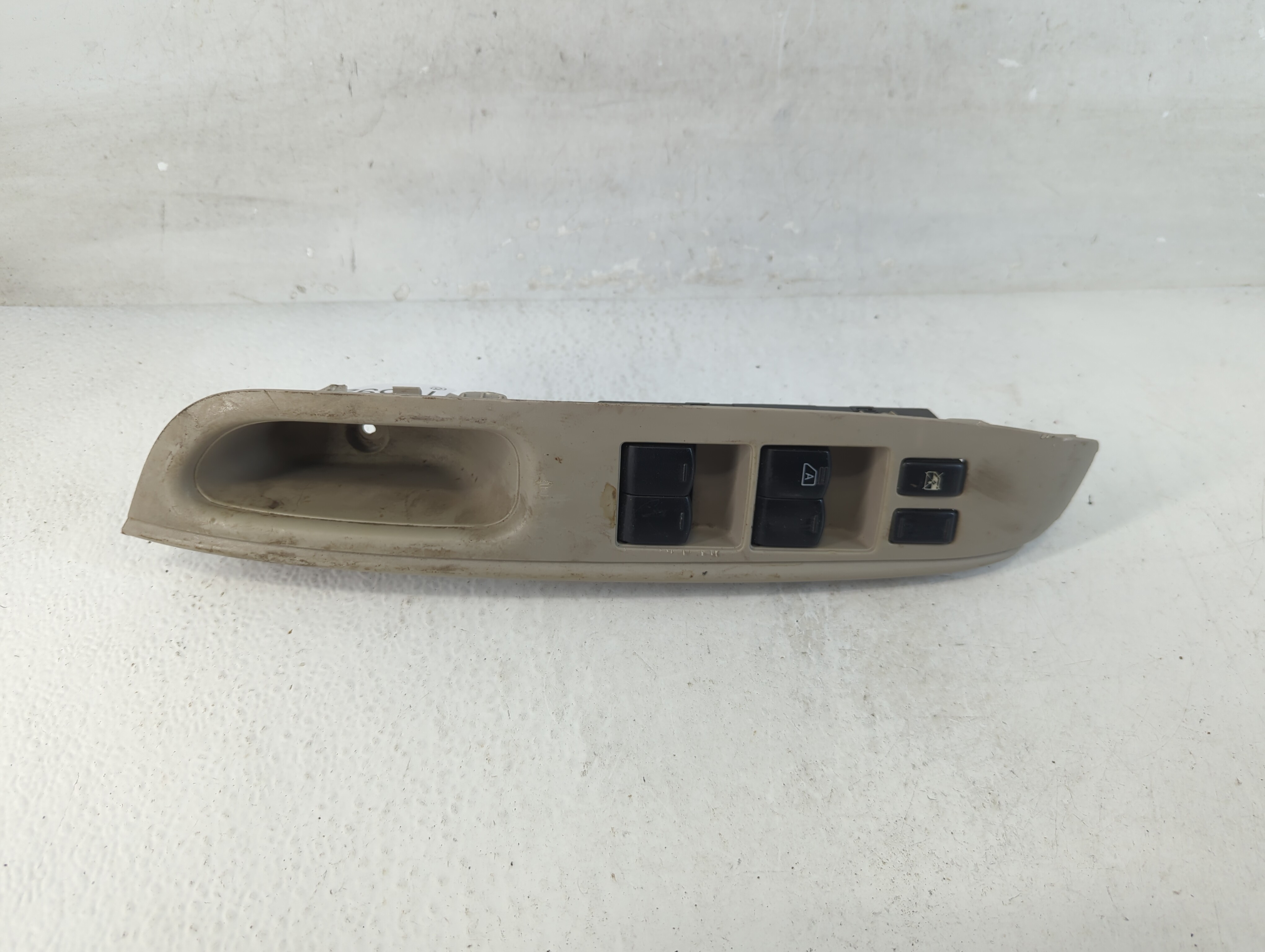 2012-2019 Nissan Versa Driver Left Door Master Power Window Switch 1059215 - Oemusedautoparts1.com
