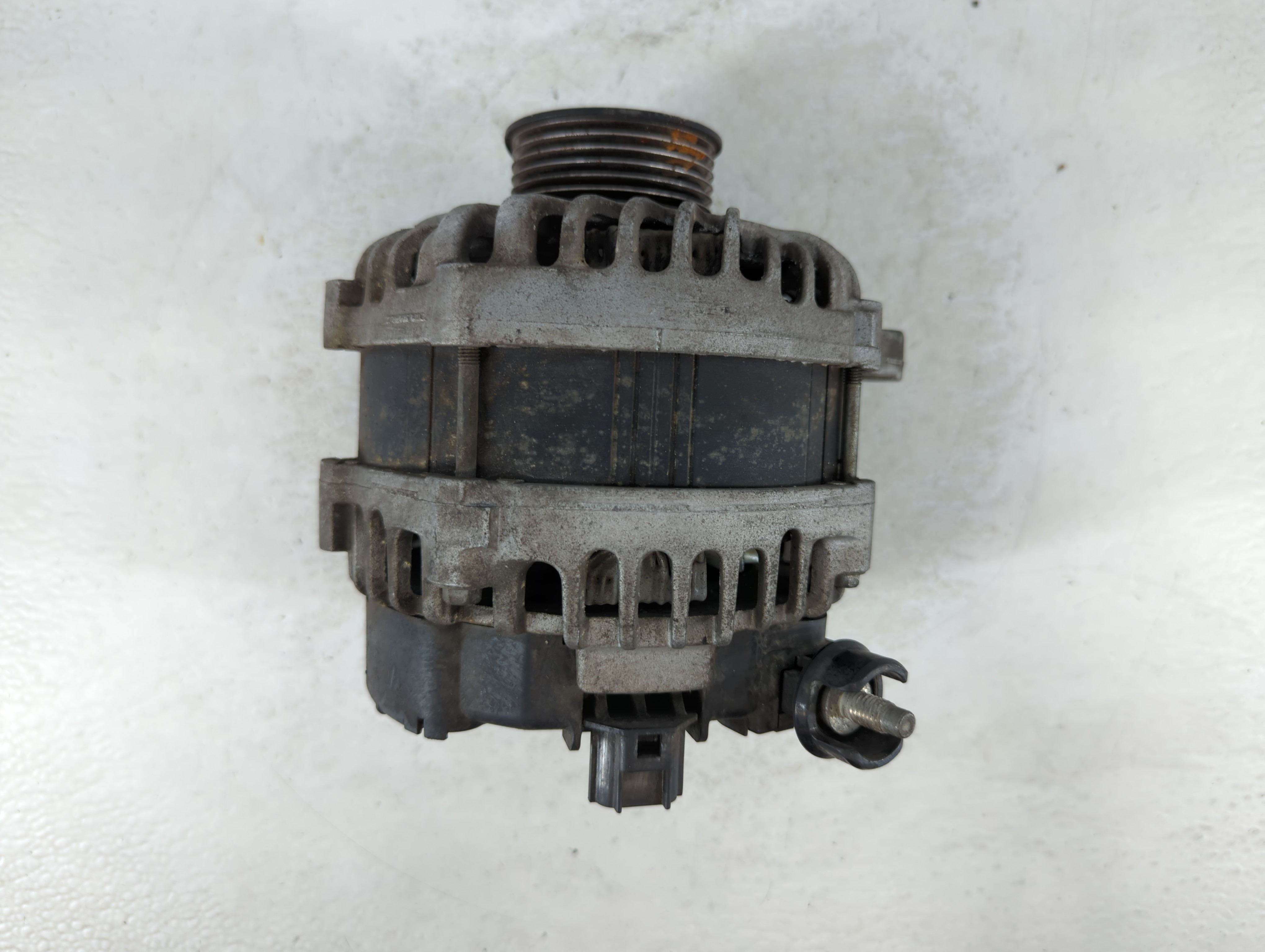 Ford Expedition Alternator Generator Charging Assembly Engine Oem 1059229 - Oemusedautoparts1.com