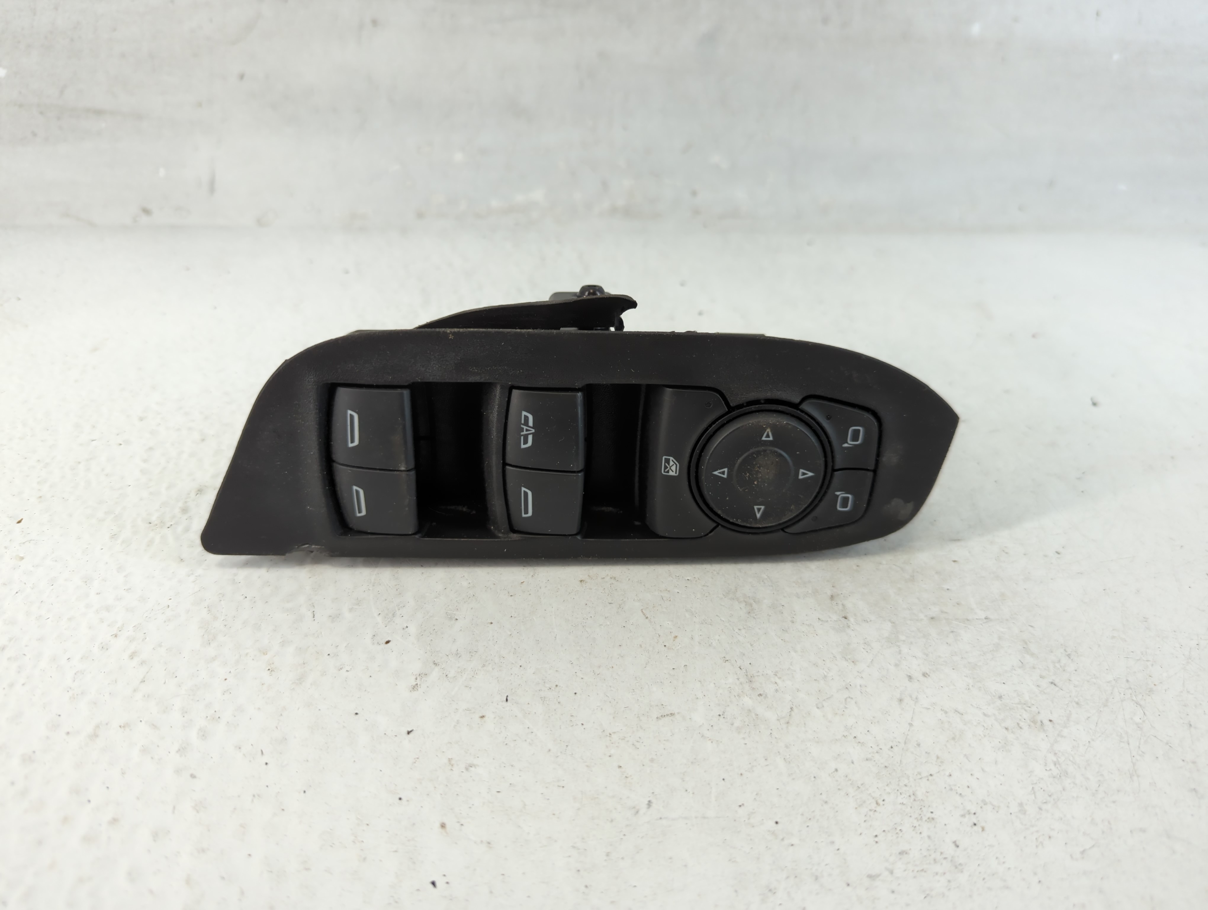 2018-2022 Chevrolet Equinox Driver Left Door Master Power Window Switch 1059251 - Oemusedautoparts1.com
