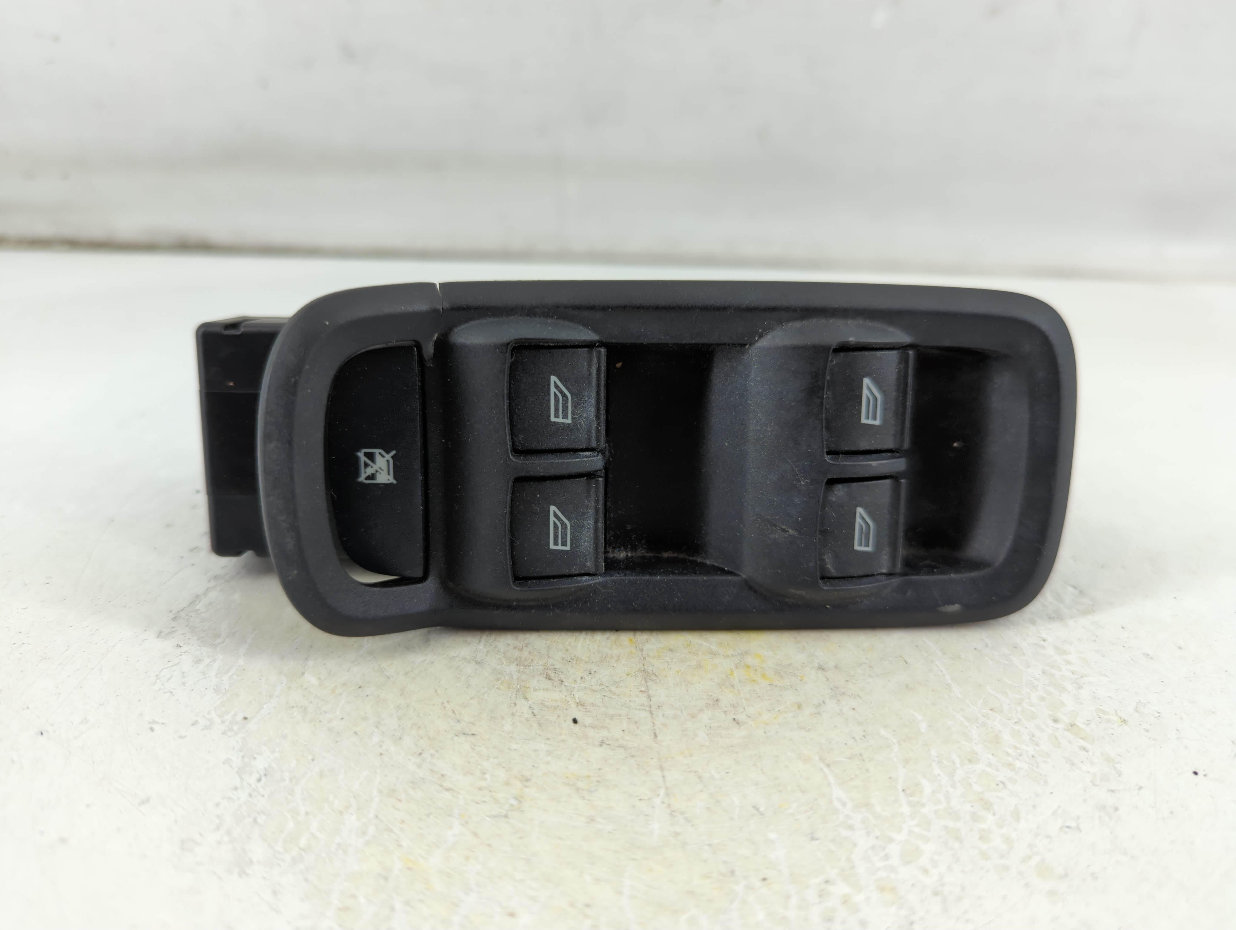 2014-2019 Ford Fiesta Driver Left Door Master Power Window Switch 1059255 - Oemusedautoparts1.com