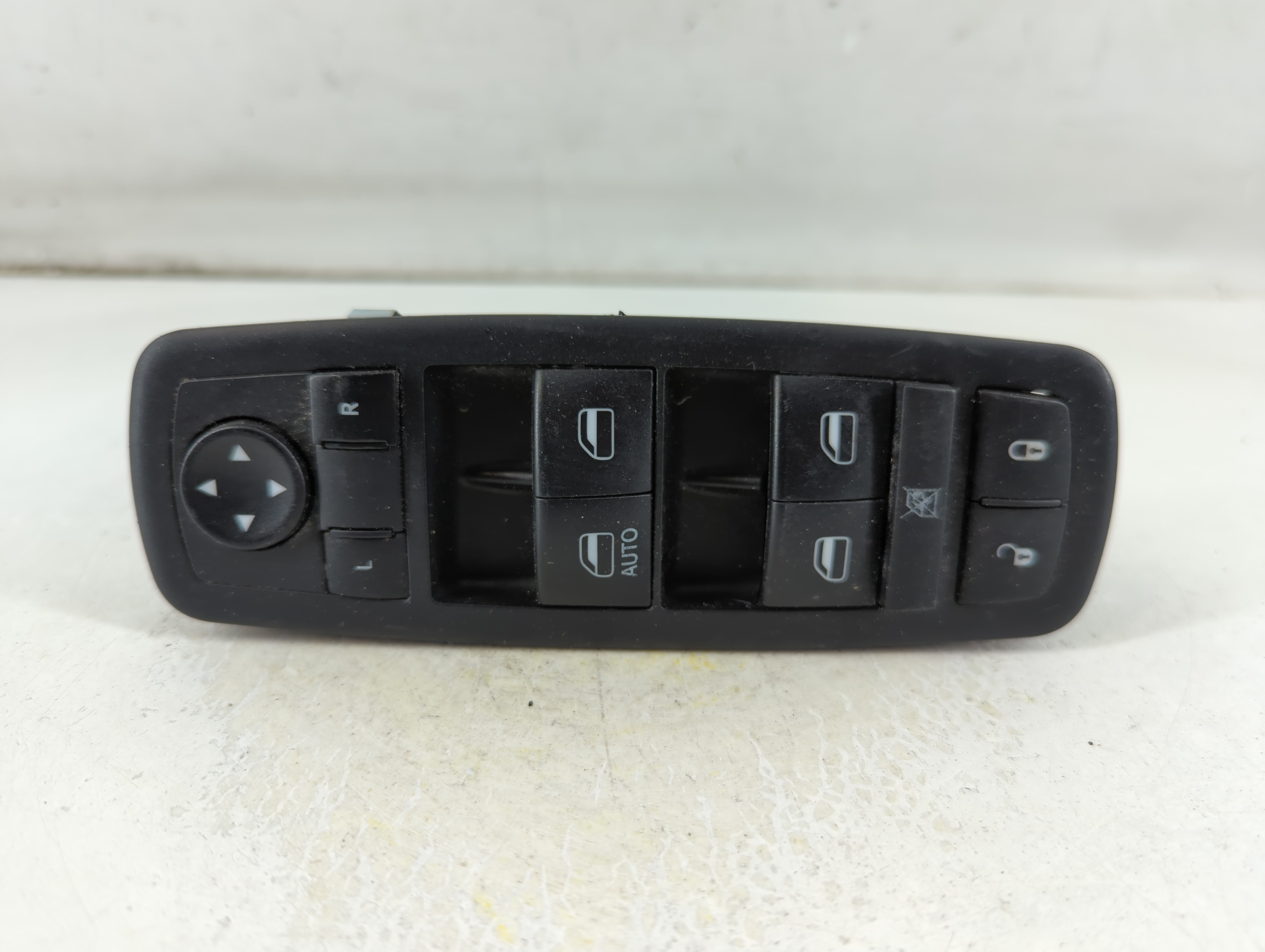 2018-2020 Dodge Journey Driver Left Door Master Power Window Switch 1059257 - Oemusedautoparts1.com