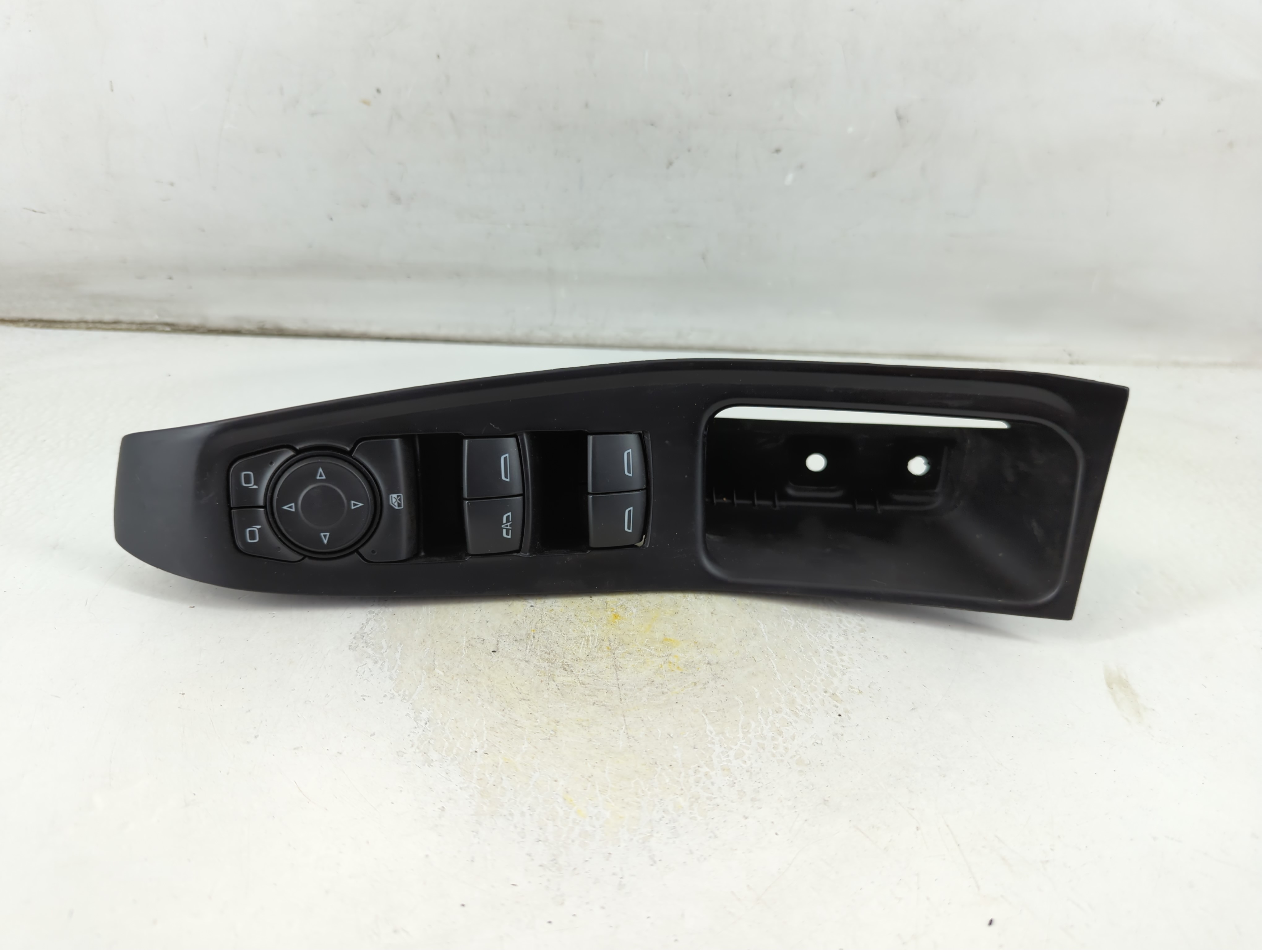 2021-2022 Chevrolet Traverse Driver Left Door Master Power Window Switch 1059262 - Oemusedautoparts1.com