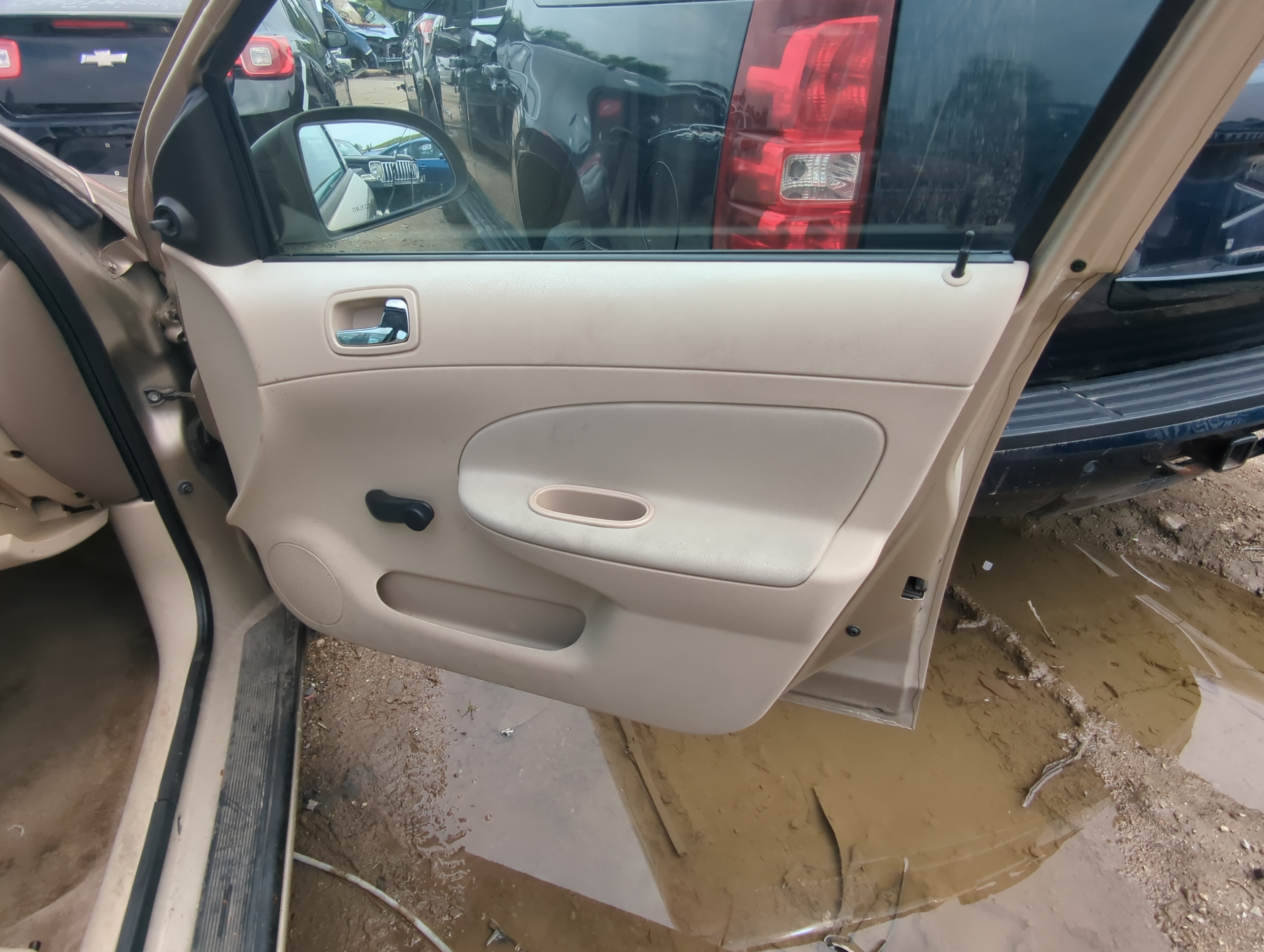 Picture of 2007 Chevrolet Cobalt Front Right Passenger Interior Door Panel Trim 1059278