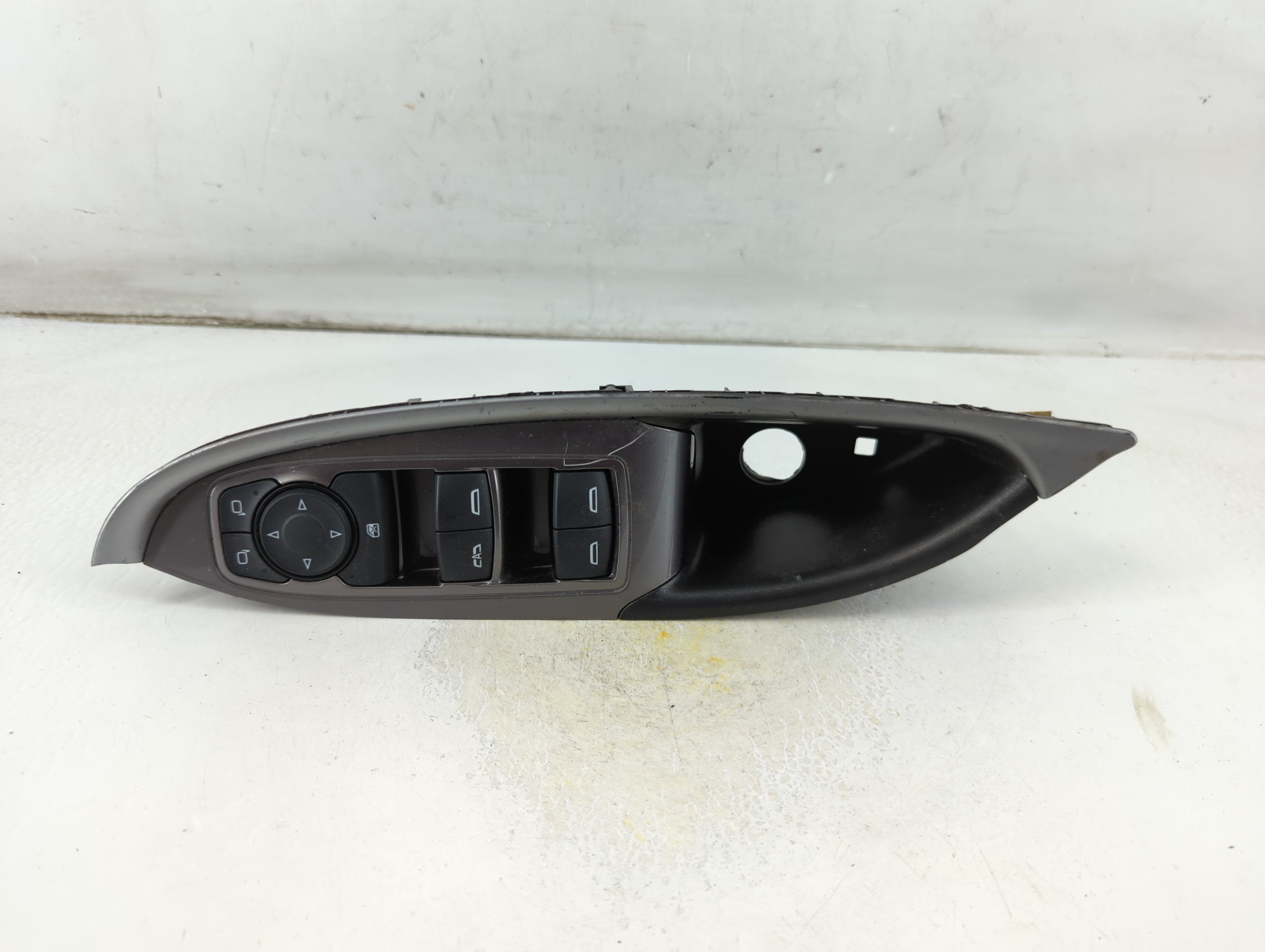 2016-2021 Chevrolet Malibu Driver Left Door Master Power Window Switch 1059433 - Oemusedautoparts1.com