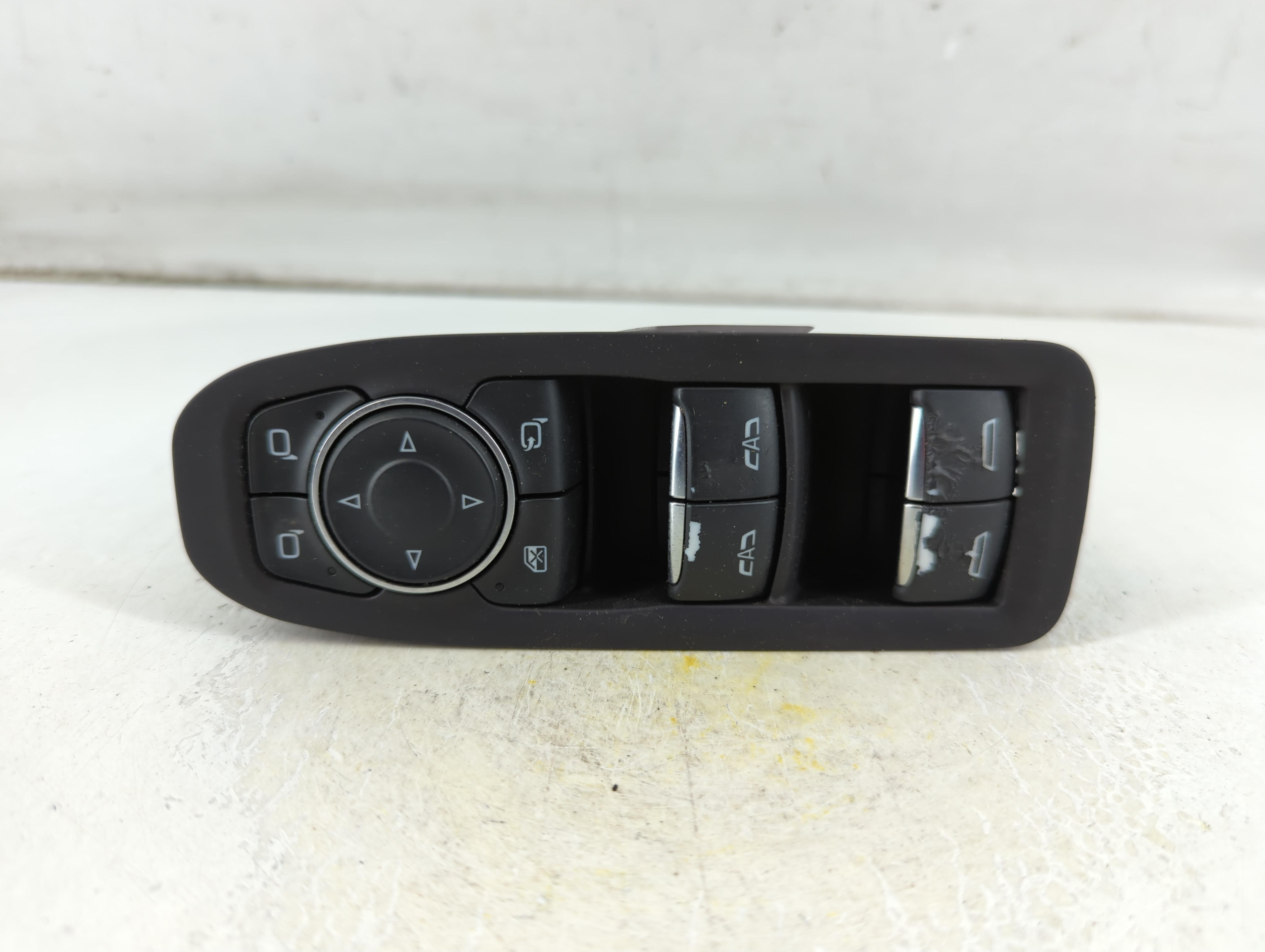 2017-2020 Cadillac Xt5 Driver Left Door Master Power Window Switch 1059435 - Oemusedautoparts1.com